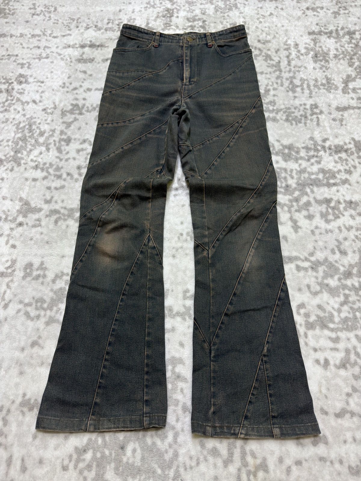 Japanese Brand VIVA PRESTO RECONSTRUCTED FLARED DENIM Size 26" / US 2 / IT 38 - 1 Thumbnail