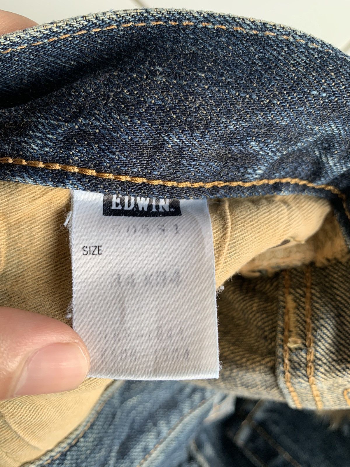 Edwin VINTAGE EDWIN 505 SELVEDGE RUSTY SHORT DISTRESSED DENIM Size US 33 - 18 Thumbnail