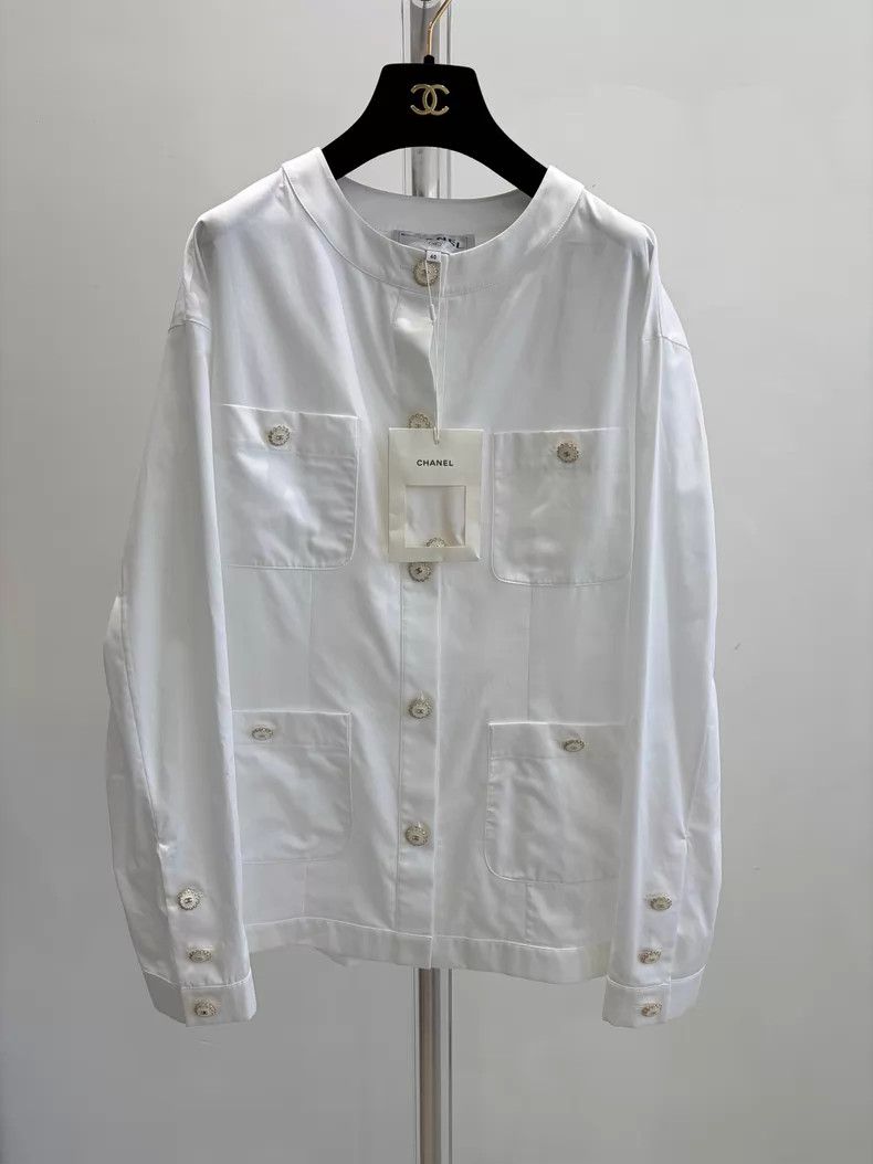 Chanel Chanel White shirt classic four-pocket shirt jacket Size S / US 4 / IT 40 - 1 Thumbnail