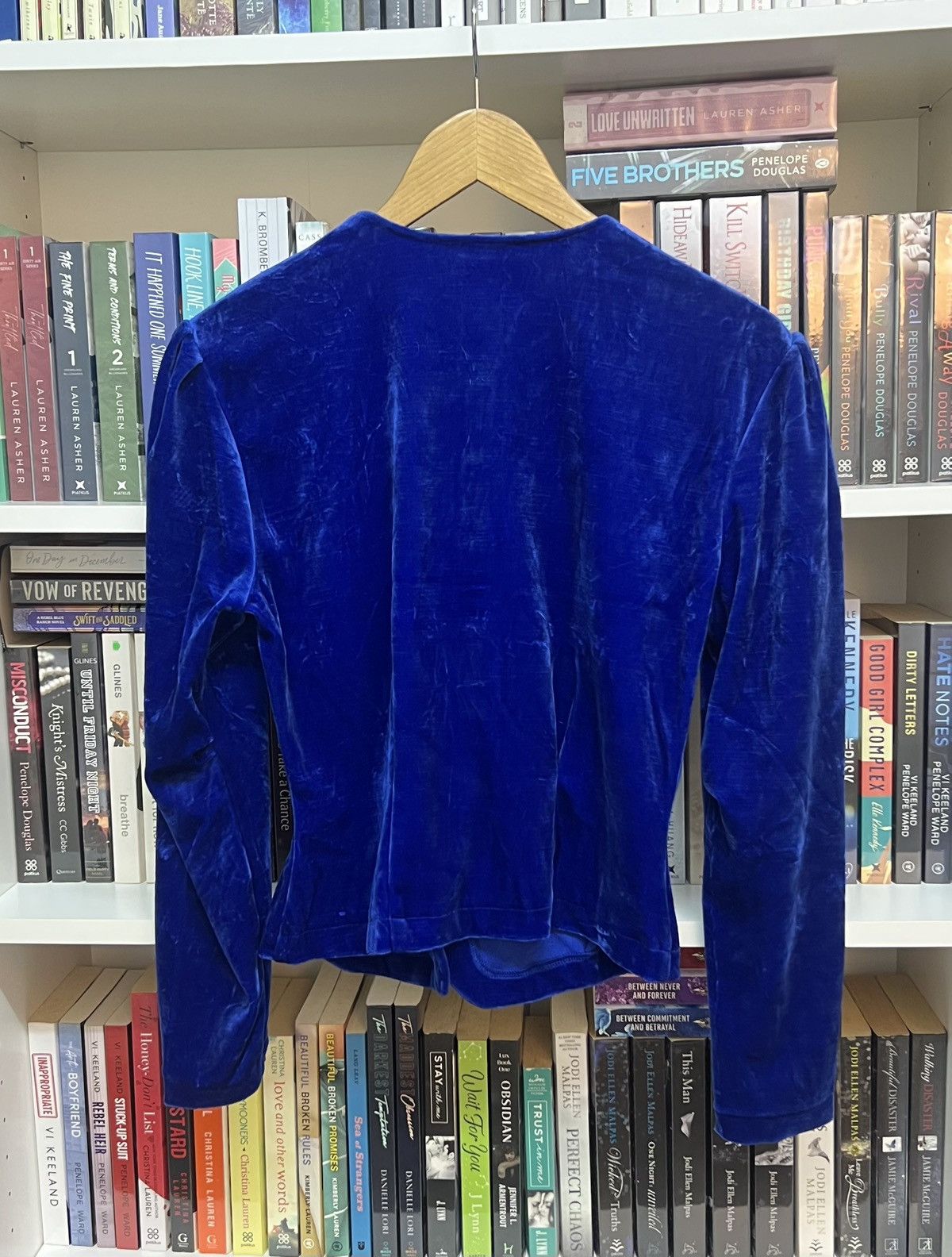 Norma Kamali Norma Kamali Snap Button Velvet Sweater Size M / US 6-8 / IT 42-44 - 4 Thumbnail