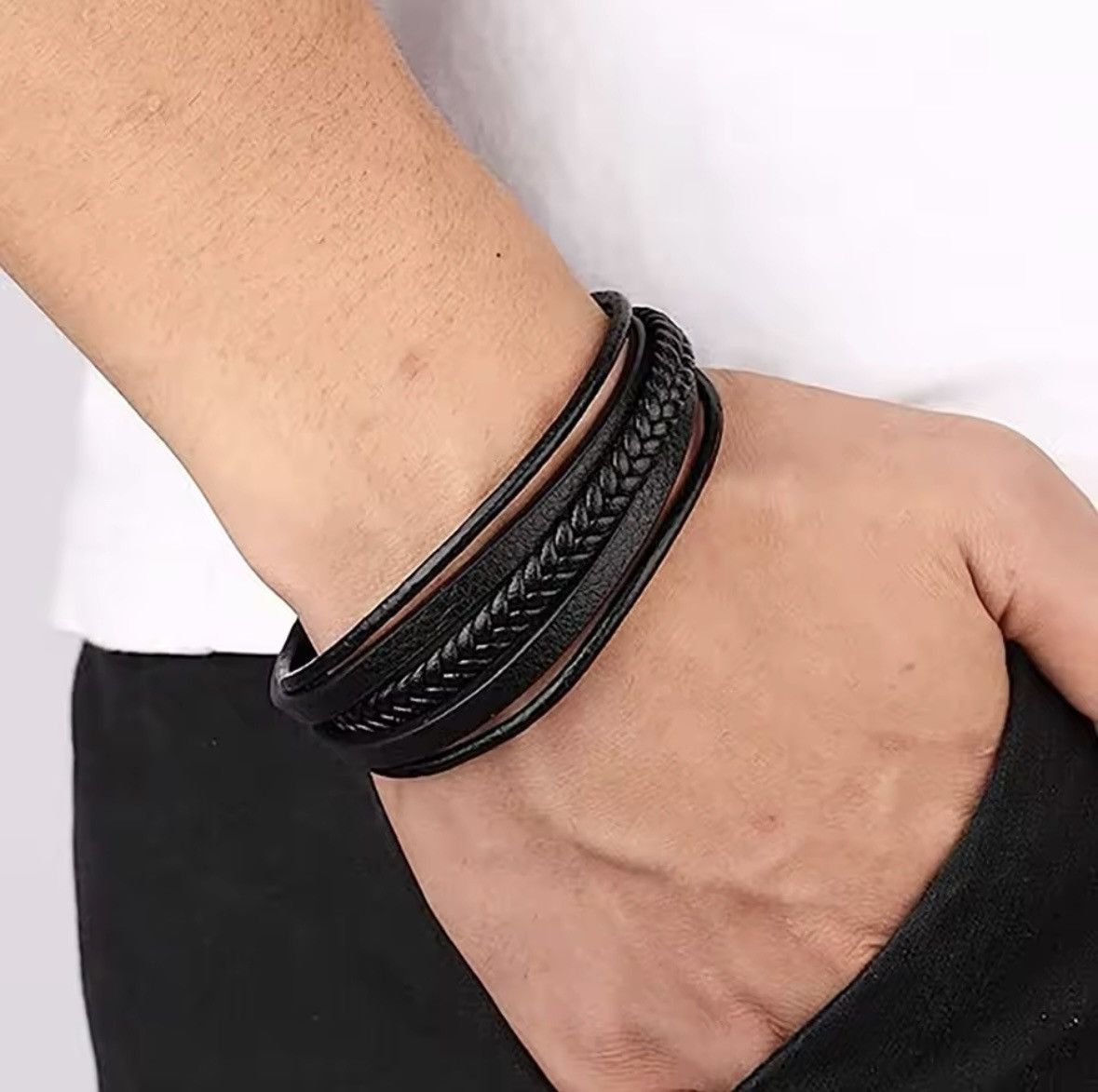 Other Black five layer symmetrical bracelet Size ONE SIZE - 3 Thumbnail