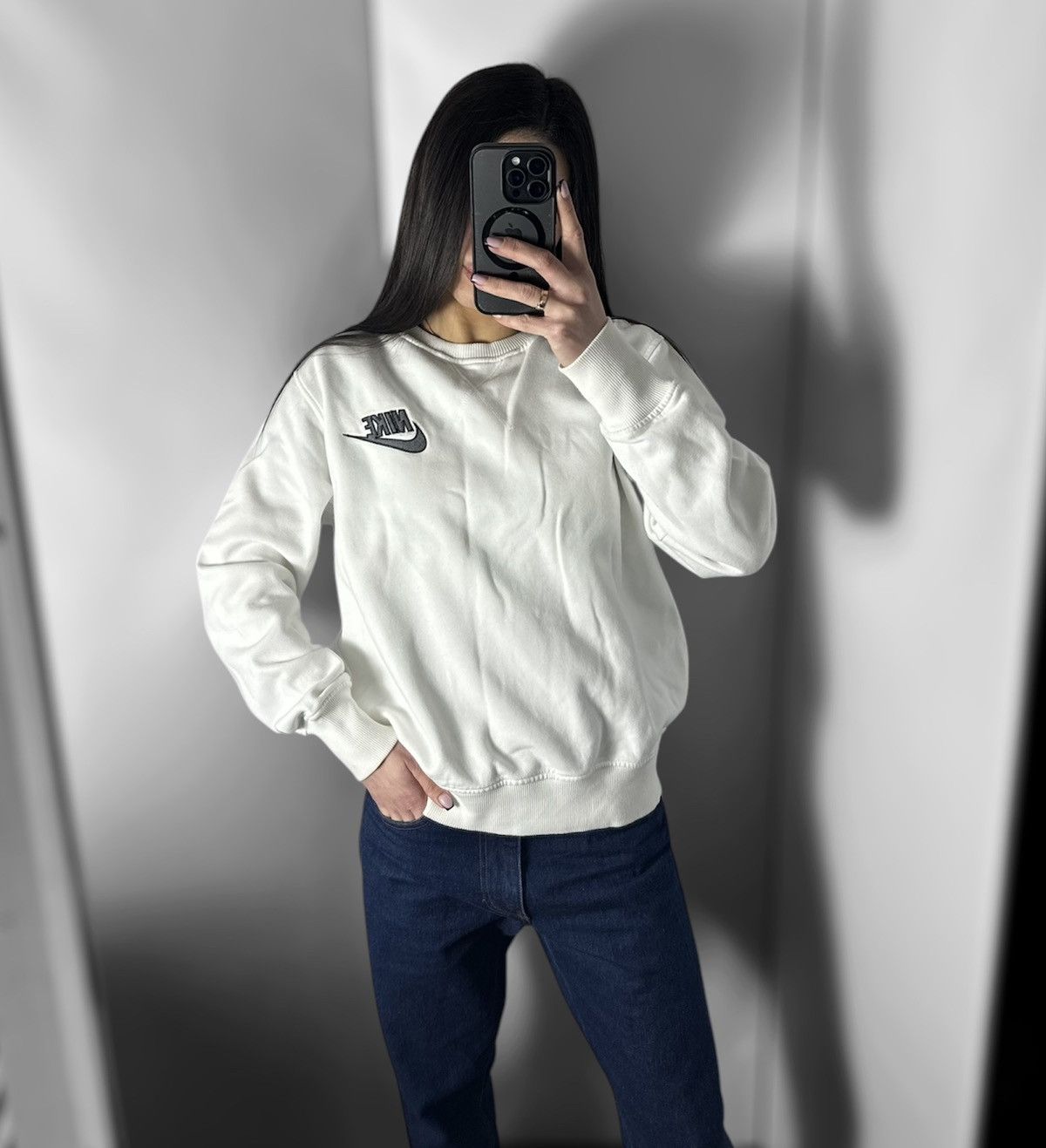 Nike × Vintage Vintage Nike sweatshirt logo size M white Size M / US 6-8 / IT 42-44 - 9 Thumbnail