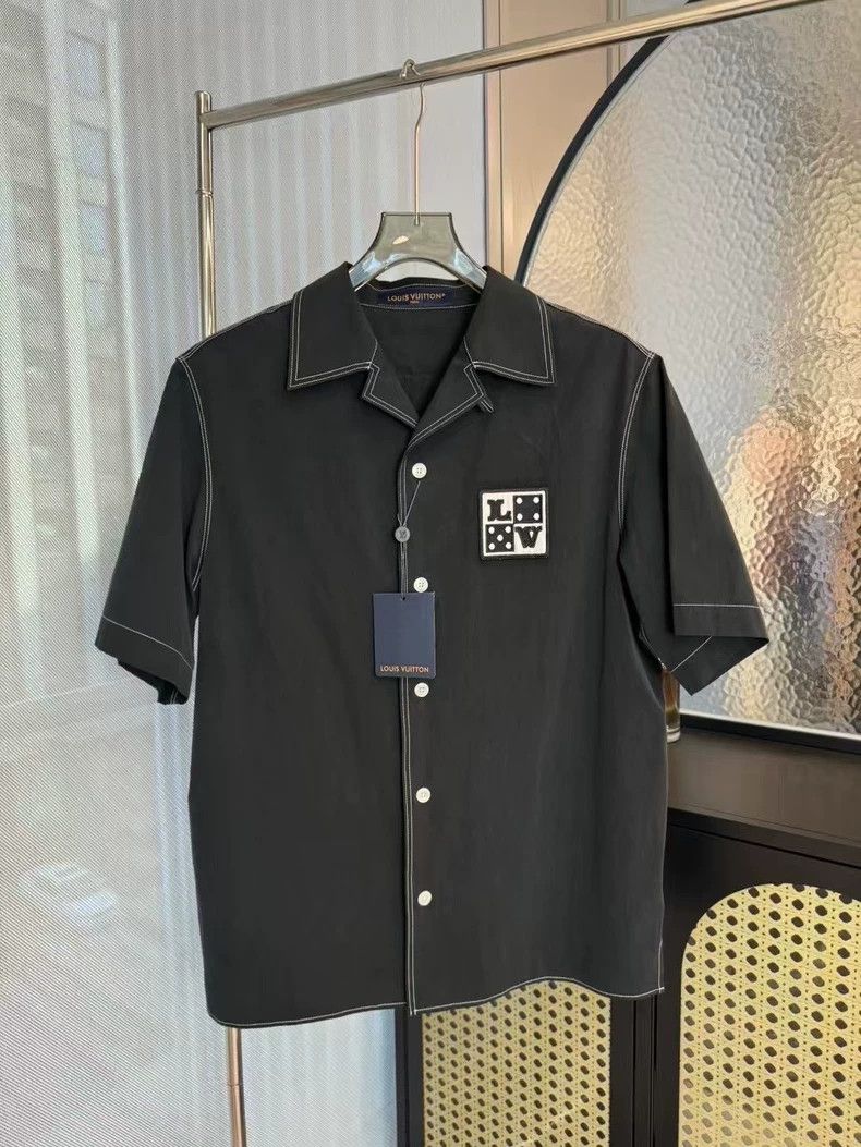 Louis Vuitton Louis Vuitton Dice short sleeve shirt Size US L / EU 52-54 / 3 - 1 Thumbnail