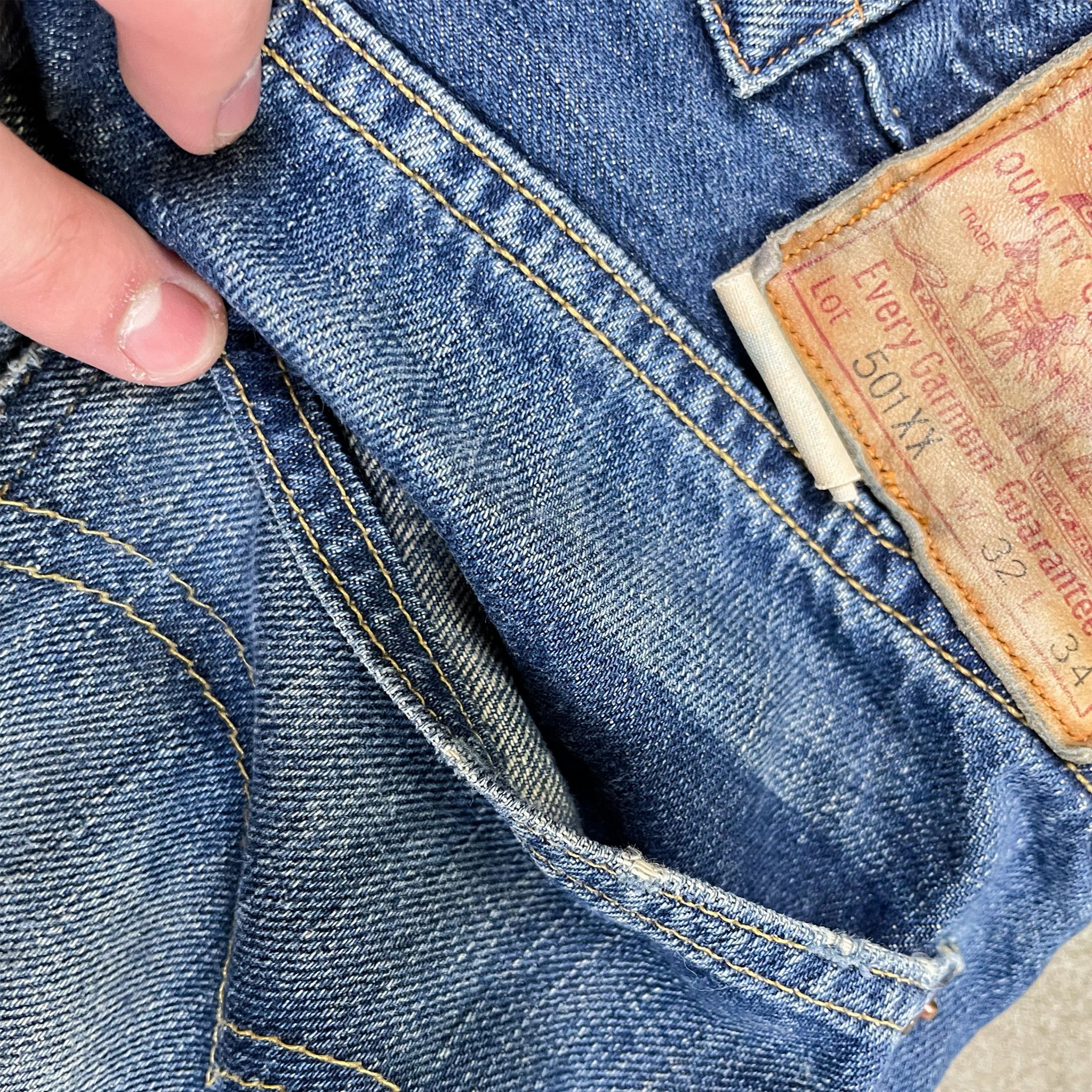 Levi's Levi's 501xx Made in USA Selvedge Buckle Blue Jeans Size US 32 / EU 48 - 8 Thumbnail