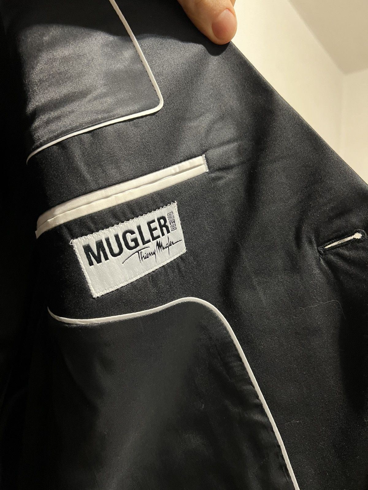 Designer × Mugler × Thierry Mugler Thierry Mugler Black Shiny Virgin Wool Suit Notched Lapel Size 44L - 11 Thumbnail