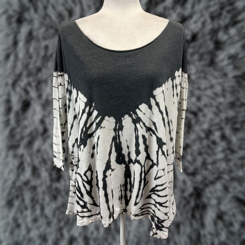 Vintage VINTAGE? No, it's not vintage. We The Free Tie Dye T-Shirt Boxy Oversized 3/4 Sleeve Women Small Boat Neck Black White Shirt S Womens Size S / US 4 / IT 40 - 1 Thumbnail