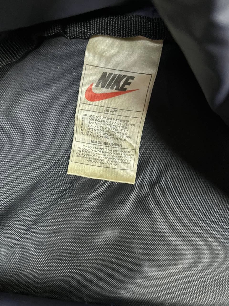 Vintage Vintage Nike overprint logo y2k nylon big backpack Size ONE SIZE - 11 Thumbnail