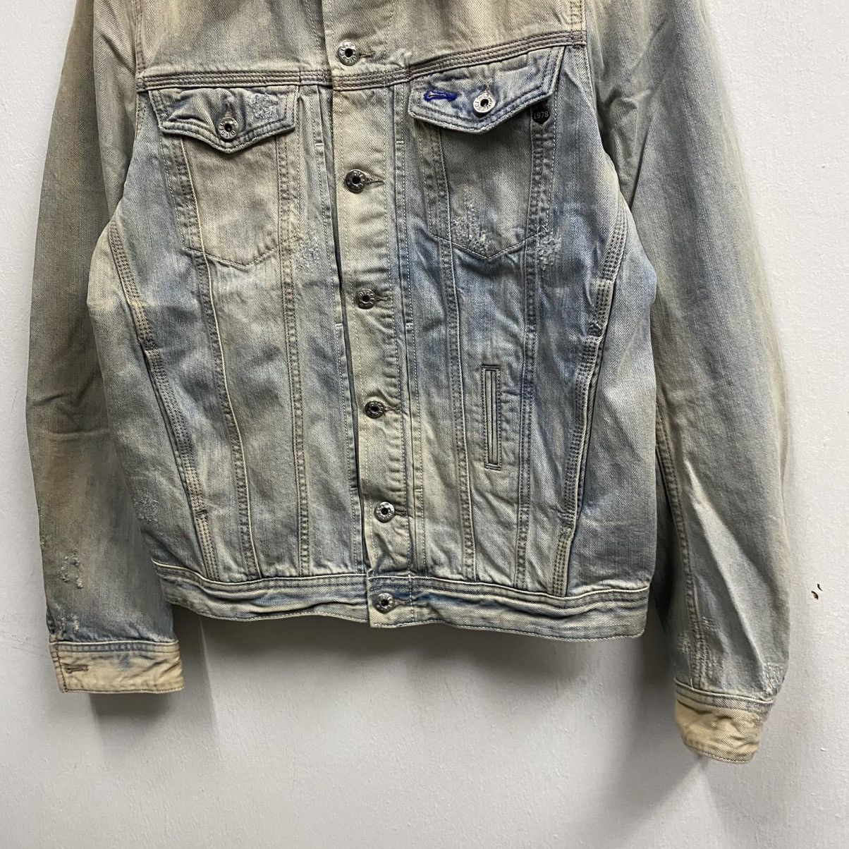 Diesel VINTAGE Diesel washed denim trucker jacket Size US S / EU 44-46 / 1 - 4 Thumbnail