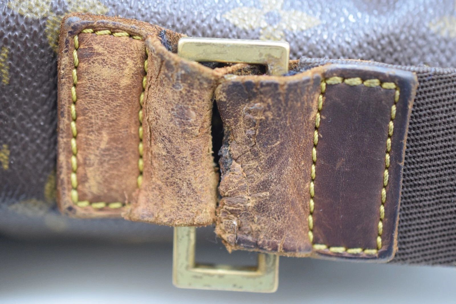 Louis Vuitton Louis Vuitton Abbesses Monogram Canvas Crossbody Bag M45257 Size ONE SIZE - 7 Thumbnail