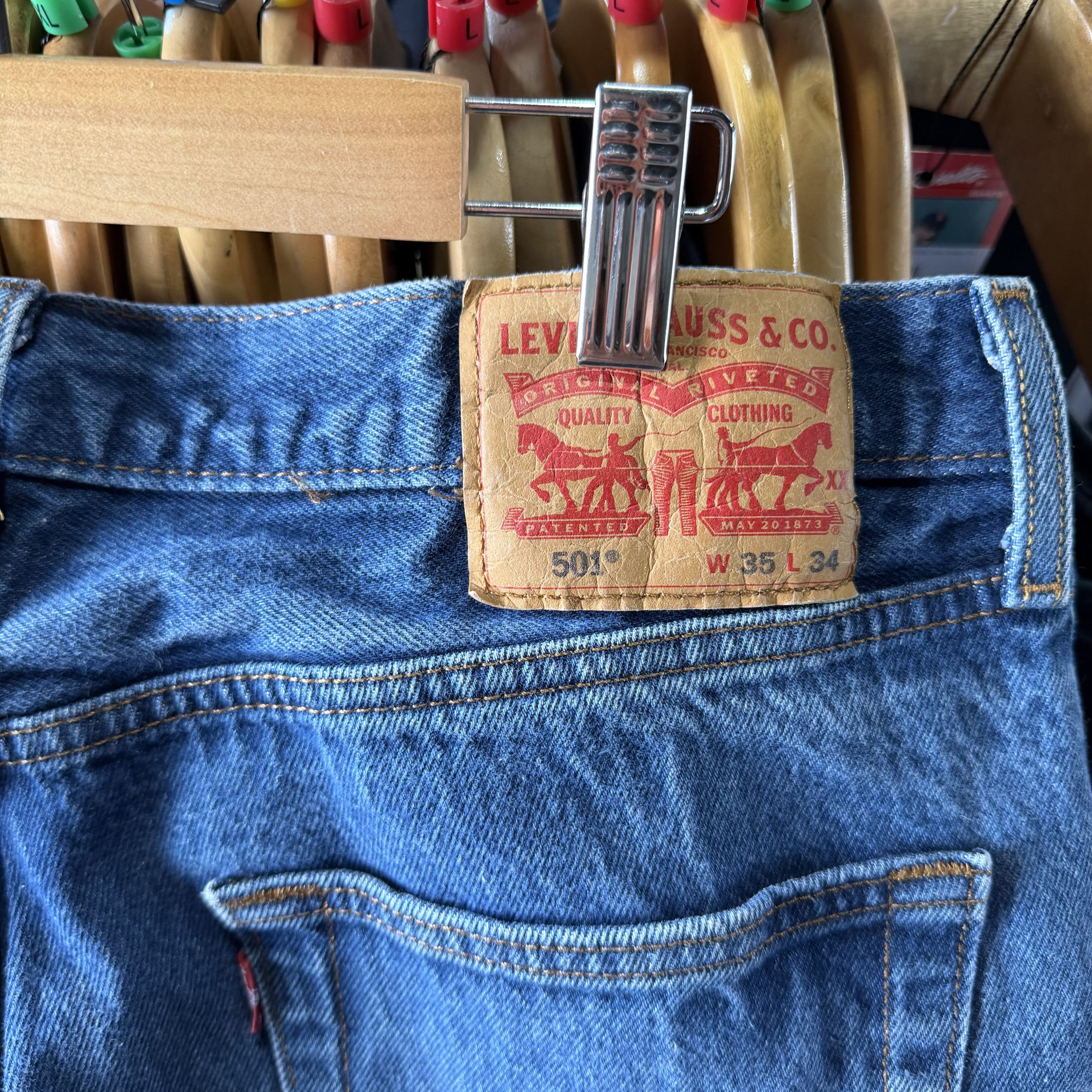 Levi's VTG Levi's 501 Jeans Dark Blue Denim Button Fly Straight Leg Size US 35 - 8 Thumbnail