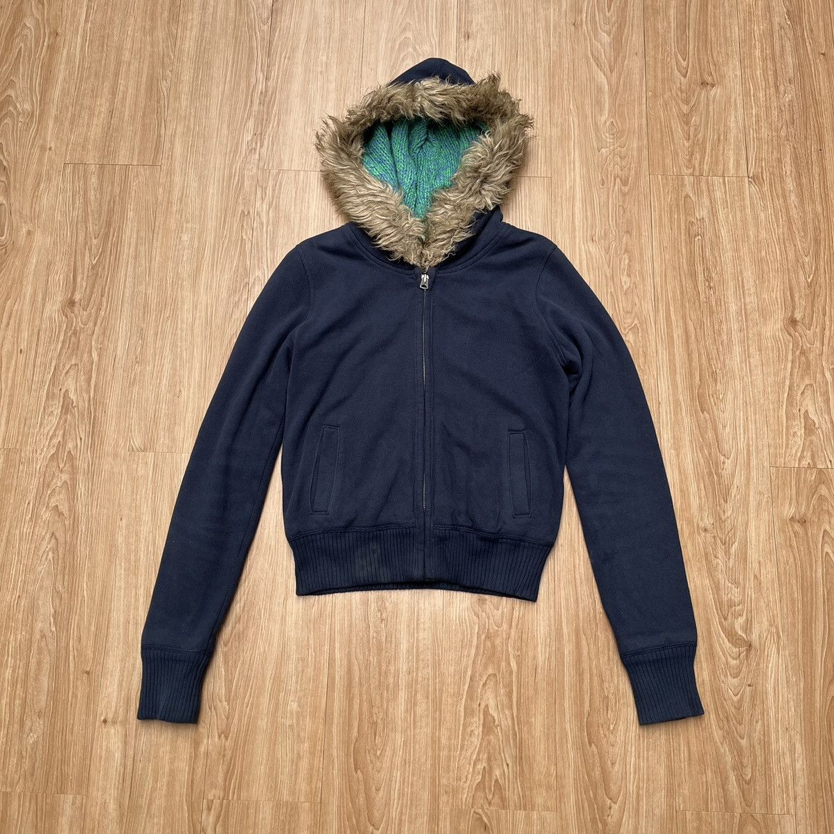 American Eagle Outfitters 2000S American Eagles Outfitters Racoon Zipp Hoodie Fur Faux Size S / US 4 / IT 40 - 1 Thumbnail