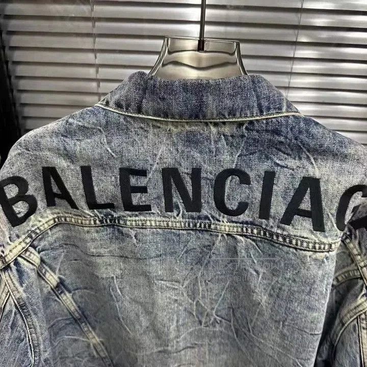 Balenciaga Balenciaga Denim Jacket Back Logo Embroidery. Size US S / EU 44-46 / 1 - 4 Thumbnail