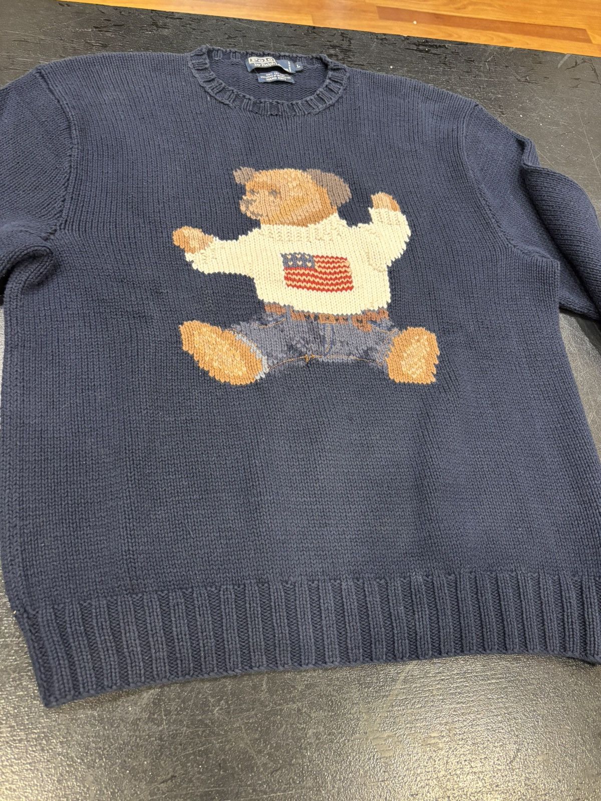 Polo Ralph Lauren Polo Ralph Lauren Hand Knit Sitting Bear Sweater Navy Size US L / EU 52-54 / 3 - 3 Thumbnail