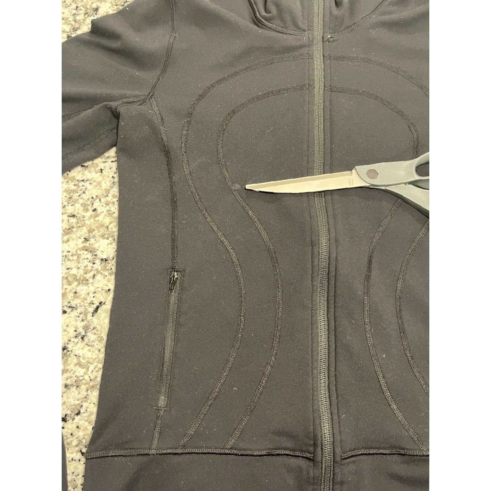 Lululemon Lululemon Athletica Jacket Full Zip Outdoor Yoga 6 Women Black Hoodie Outdoor) Size M / US 6-8 / IT 42-44 - 3 Thumbnail
