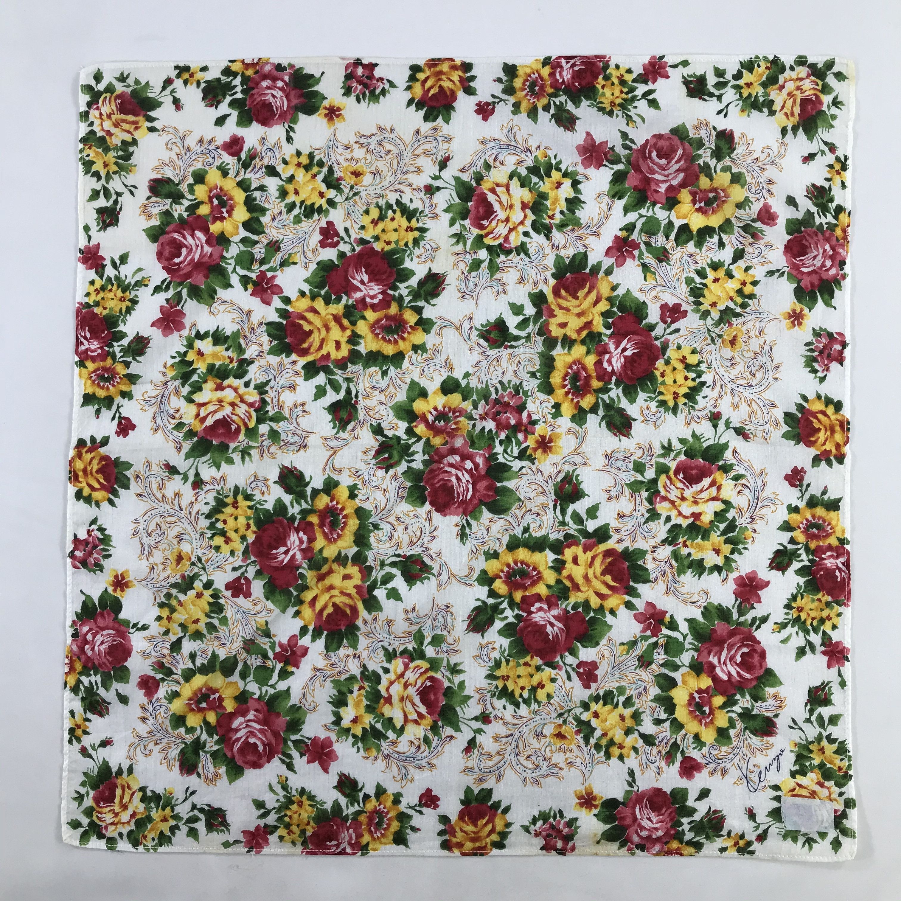Kenzo × Vintage Kenzo Bandana / Handkerchief / Neckerchief - S1095 Size ONE SIZE - 1 Thumbnail