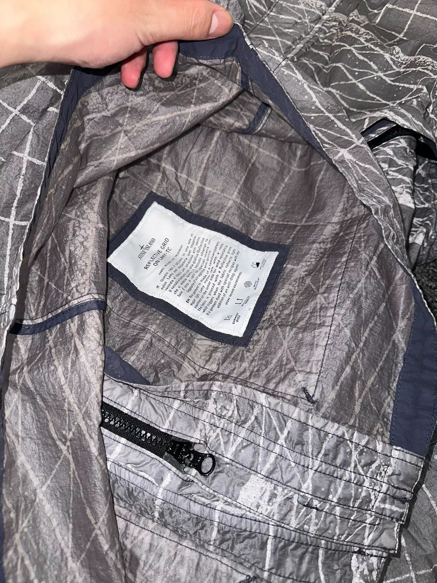 Stone Island Stone Island White Label Reflective Stripe Jacket Size US XL / EU 56 / 4 - 4 Thumbnail