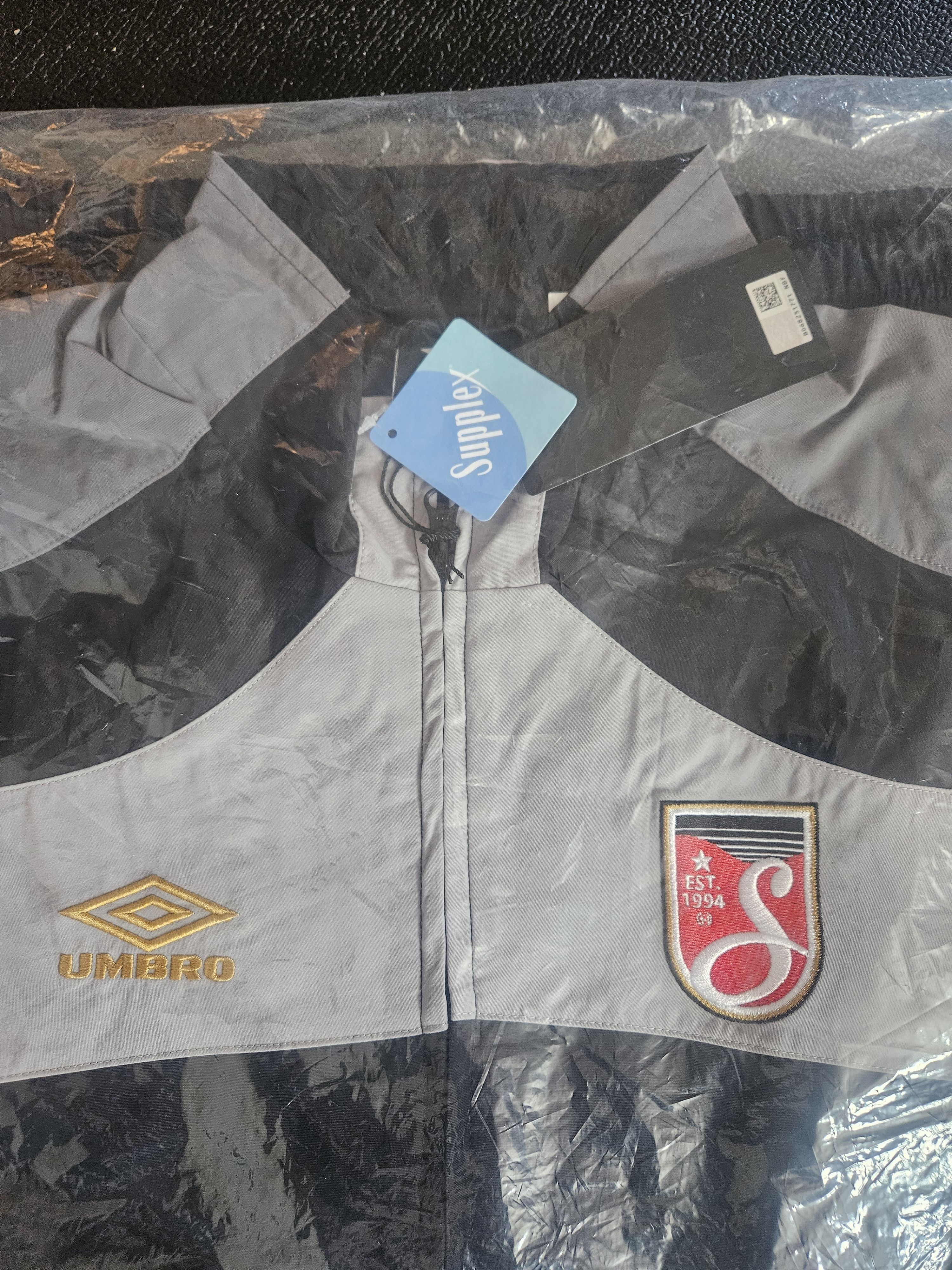 Supreme Supreme X Umbro Track Jacket SS23 - Medium - NEW! Size US M / EU 48-50 / 2 - 4 Thumbnail