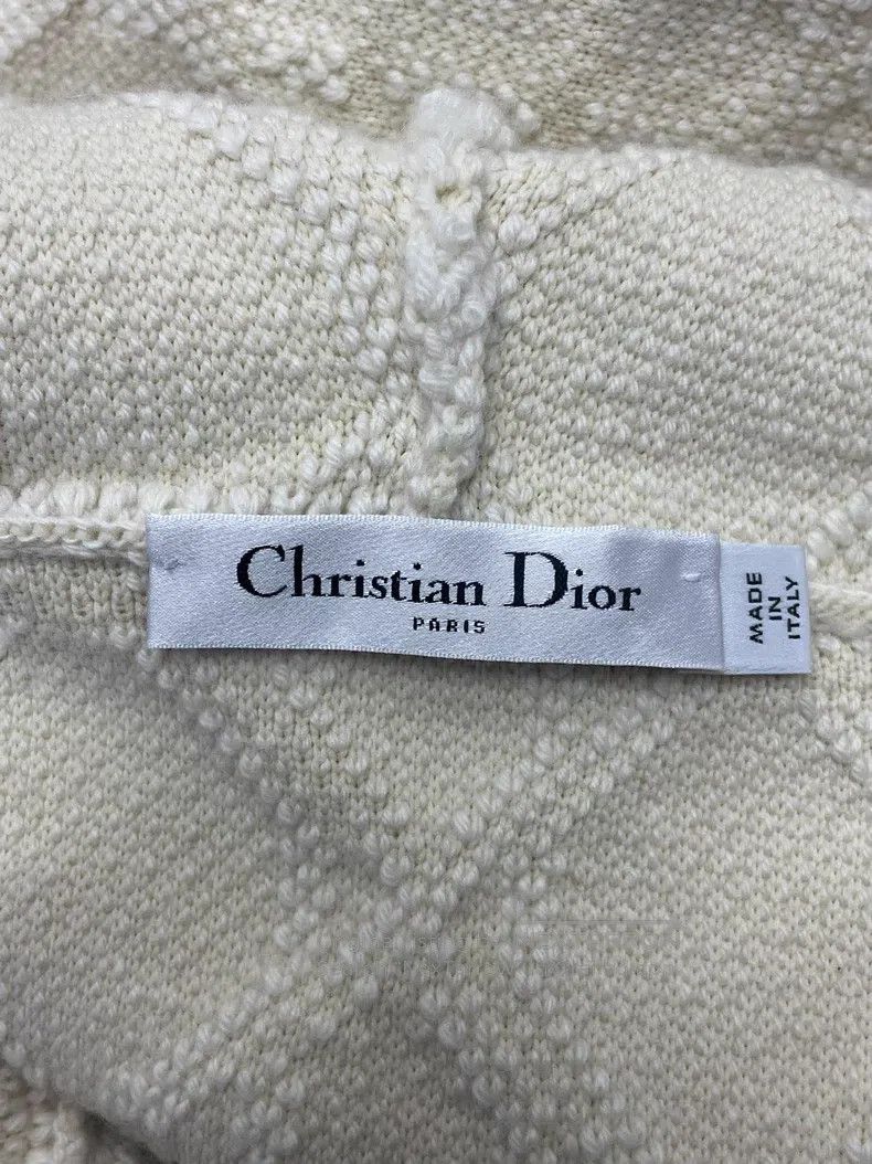 Dior Dior White plush hooded zipper jacket Size XS / US 0-2 / IT 36-38 - 3 Thumbnail