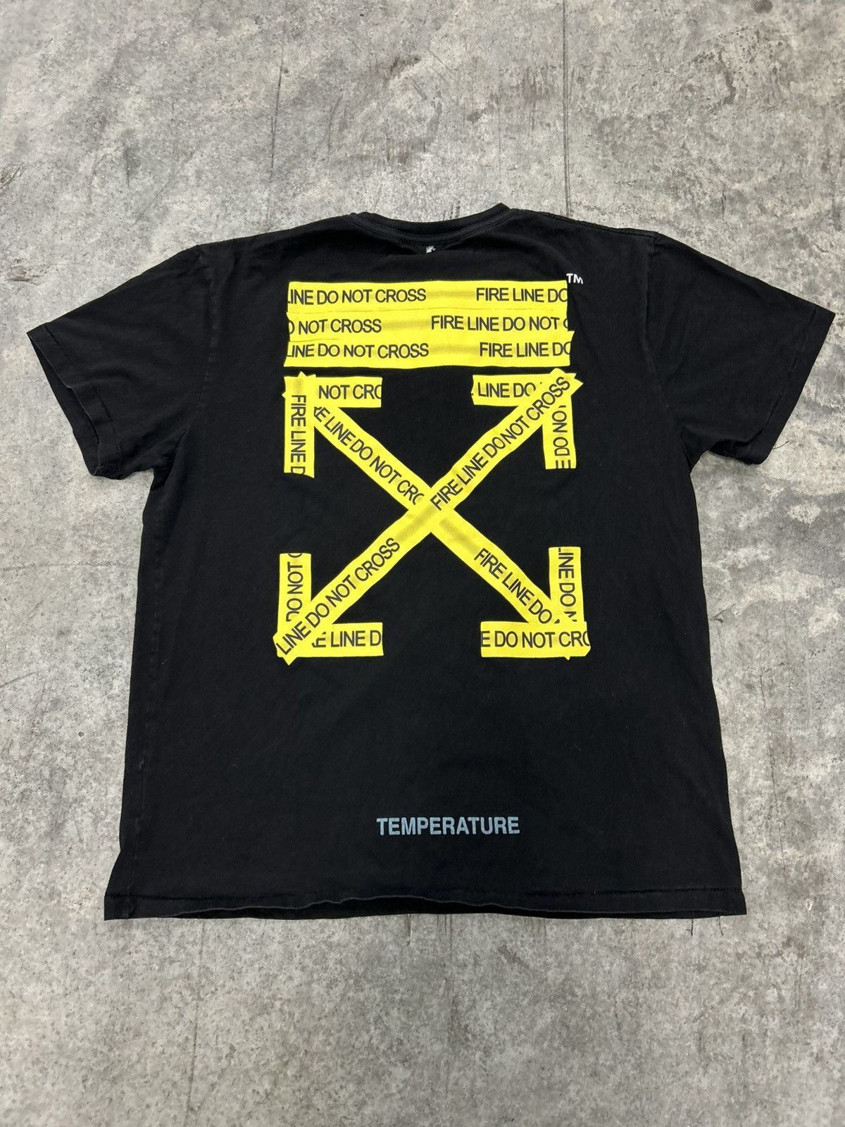Off-White Off white fire tape t shirt Size US S / EU 44-46 / 1 - 1 Thumbnail