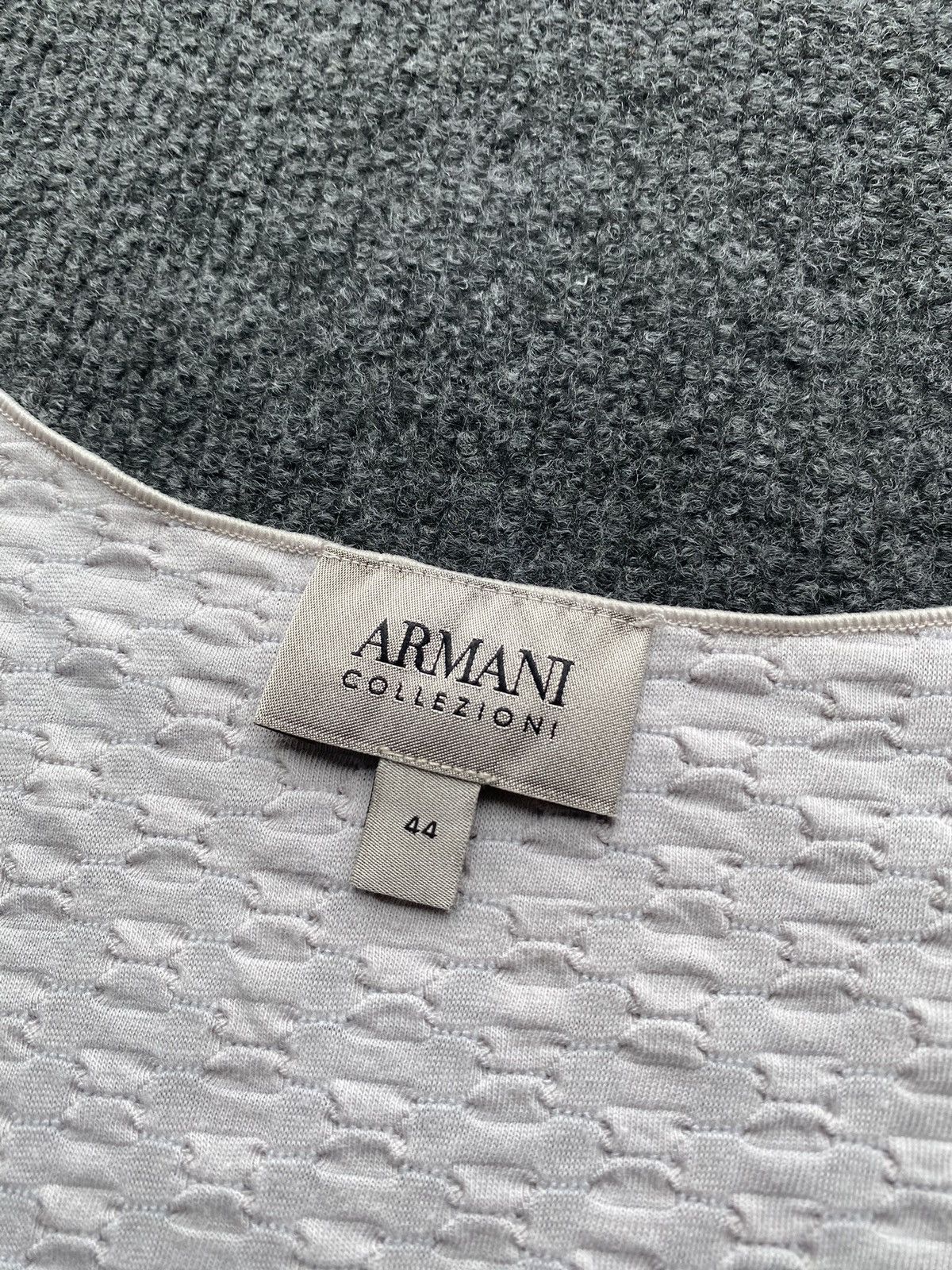 Armani 🔥Armani Collezioni Designer Luxury top tee m 44 size Size M / US 6-8 / IT 42-44 - 2 Thumbnail