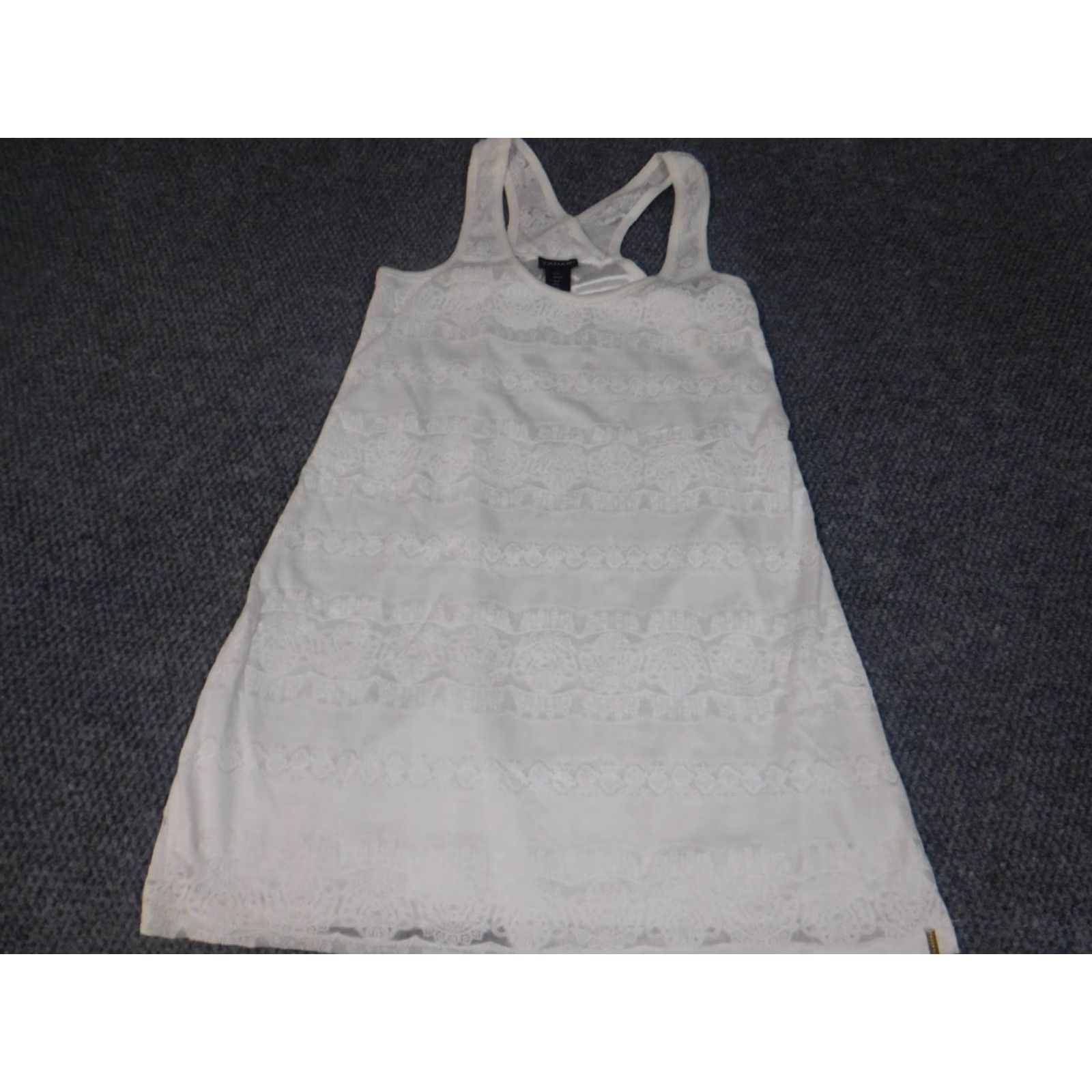 Vintage Tahari Blouse Sleeveless White Small S Tunic Cotton Polyester Rayon Crew Neck Pullover Casual Womens Regular Vintage No Size S / US 4 / IT 40 - 3 Thumbnail