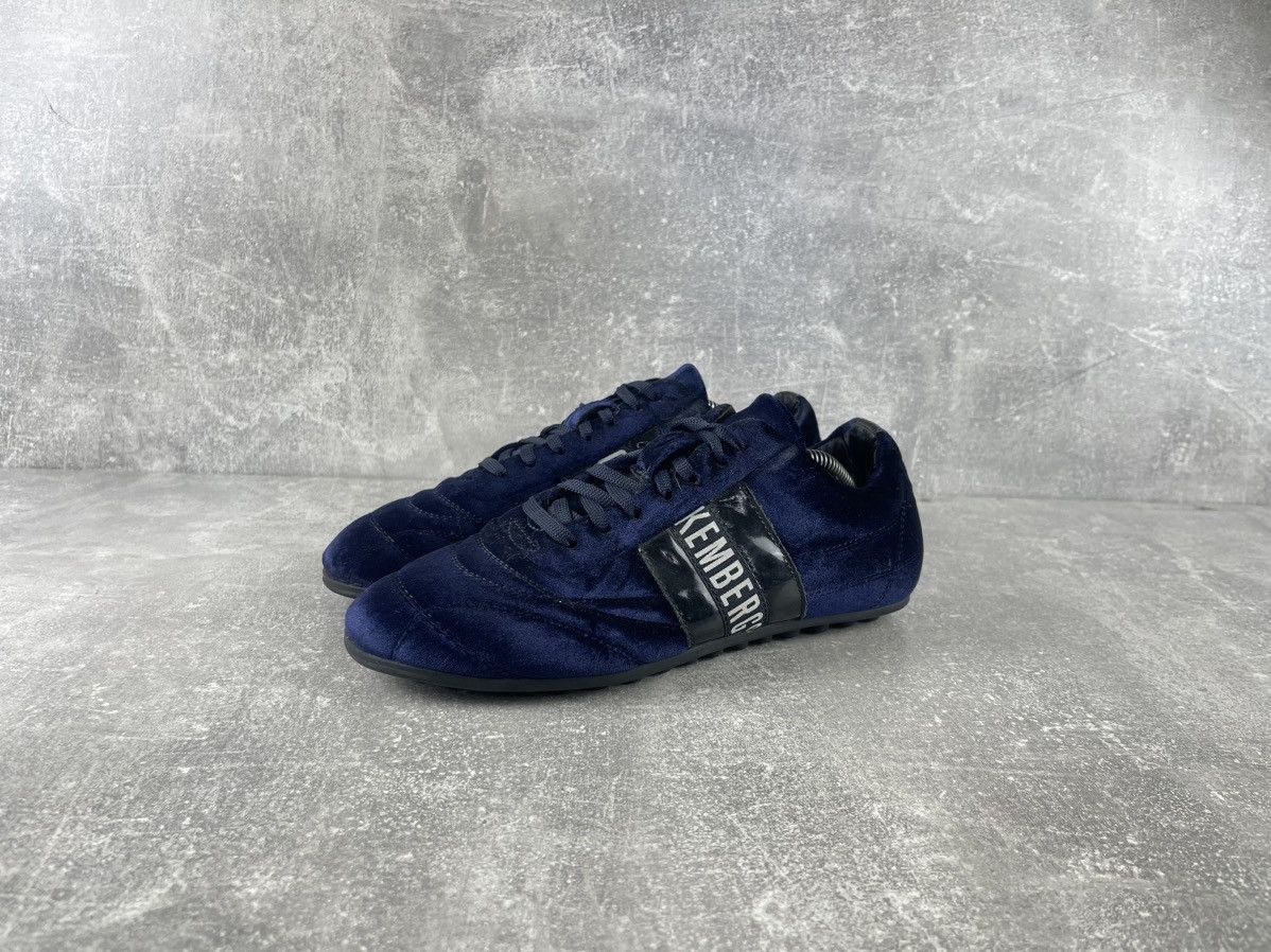 Dirk Bikkembergs Bikkembergs Y2K 00s VNTG Velvet Low Top Sneakers Blue Size US 9 / IT 39 - 1 Thumbnail