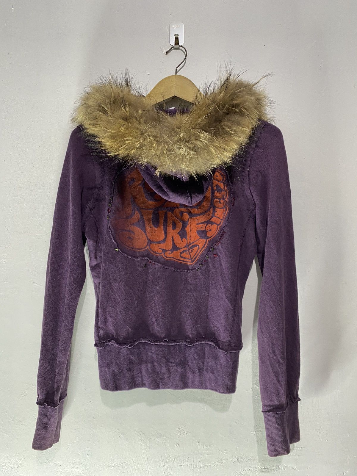 Le Grande Bleu (L.G.B.) Vintage roxy faux fur distressed hoodie Size US S / EU 44-46 / 1 - 2 Thumbnail