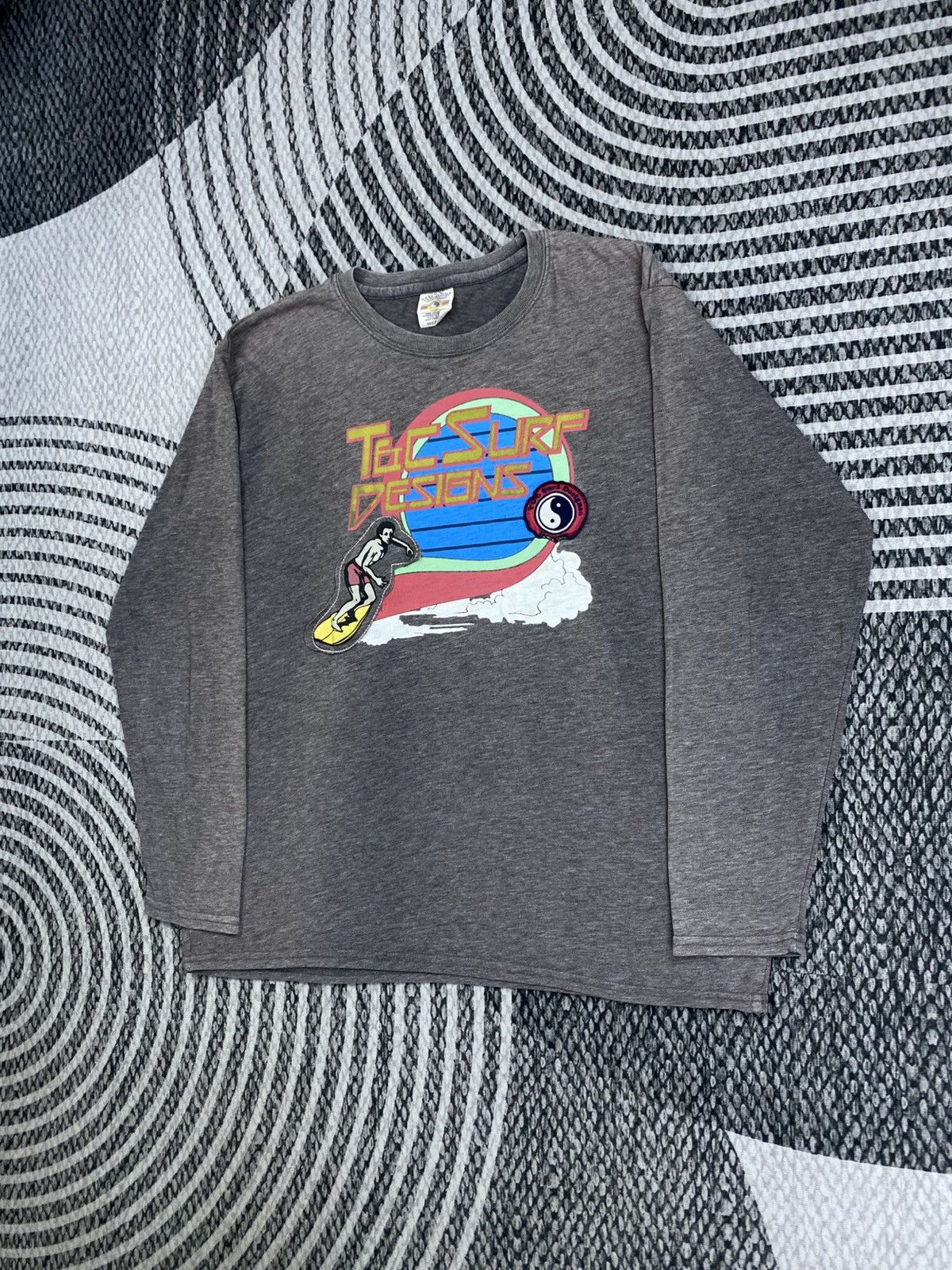 Japanese Brand Vintage T&C Surf Hawaiian Design Longsleeve Shirt Size US M / EU 48-50 / 2 - 4 Thumbnail