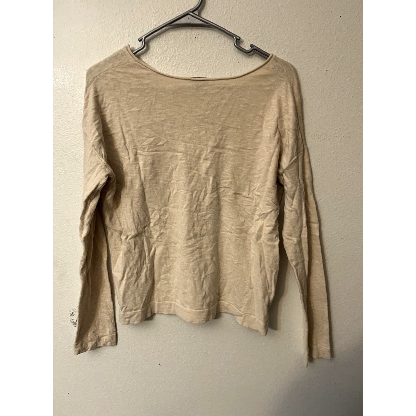 Gap Gap Women Cream V Neck Long Sleeve Solid Sweater Size M Size M / US 6-8 / IT 42-44 - 3 Thumbnail
