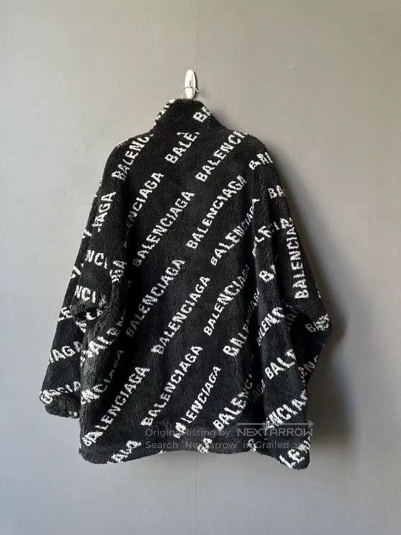Balenciaga Balenciaga Logo Print Teddy Coat. Size US XS / EU 42 / 0 - 2 Thumbnail
