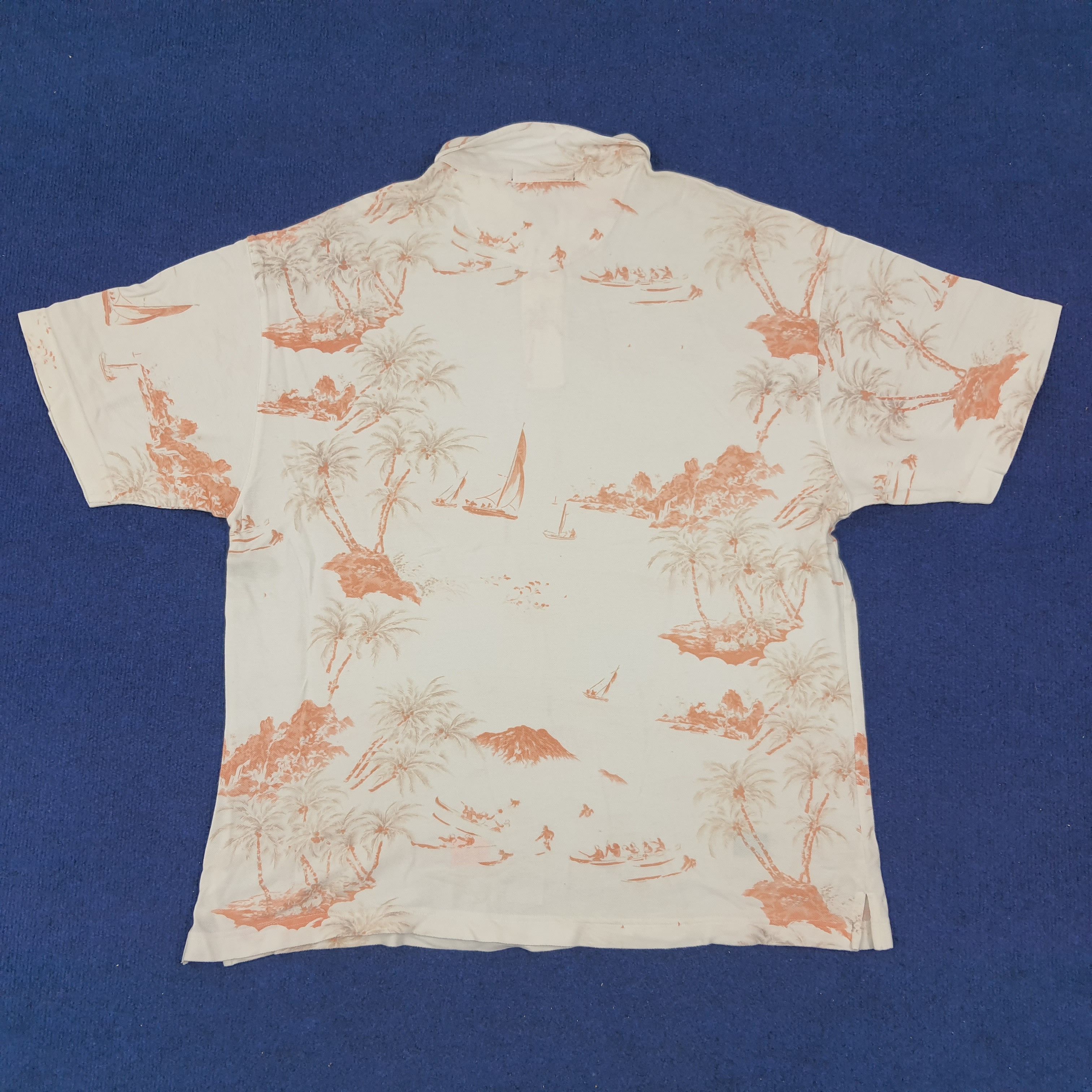 Banana Republic × Vintage Vintage BANANA REPUBLIC Hawaiian Style Design Polos Size US XXL / EU 58 / 5 - 3 Thumbnail