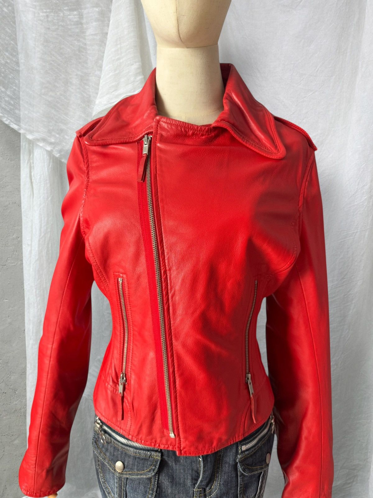 True Religion True Religion Vintage Y2K Leather Moto Jacket Size M / US 6-8 / IT 42-44 - 9 Thumbnail