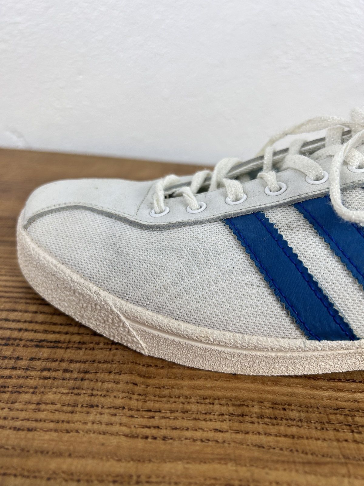 Adidas 70s Vintage Adidas llie Nastase Tennis Archive Shoes Size US 10 / EU 43 - 9 Thumbnail