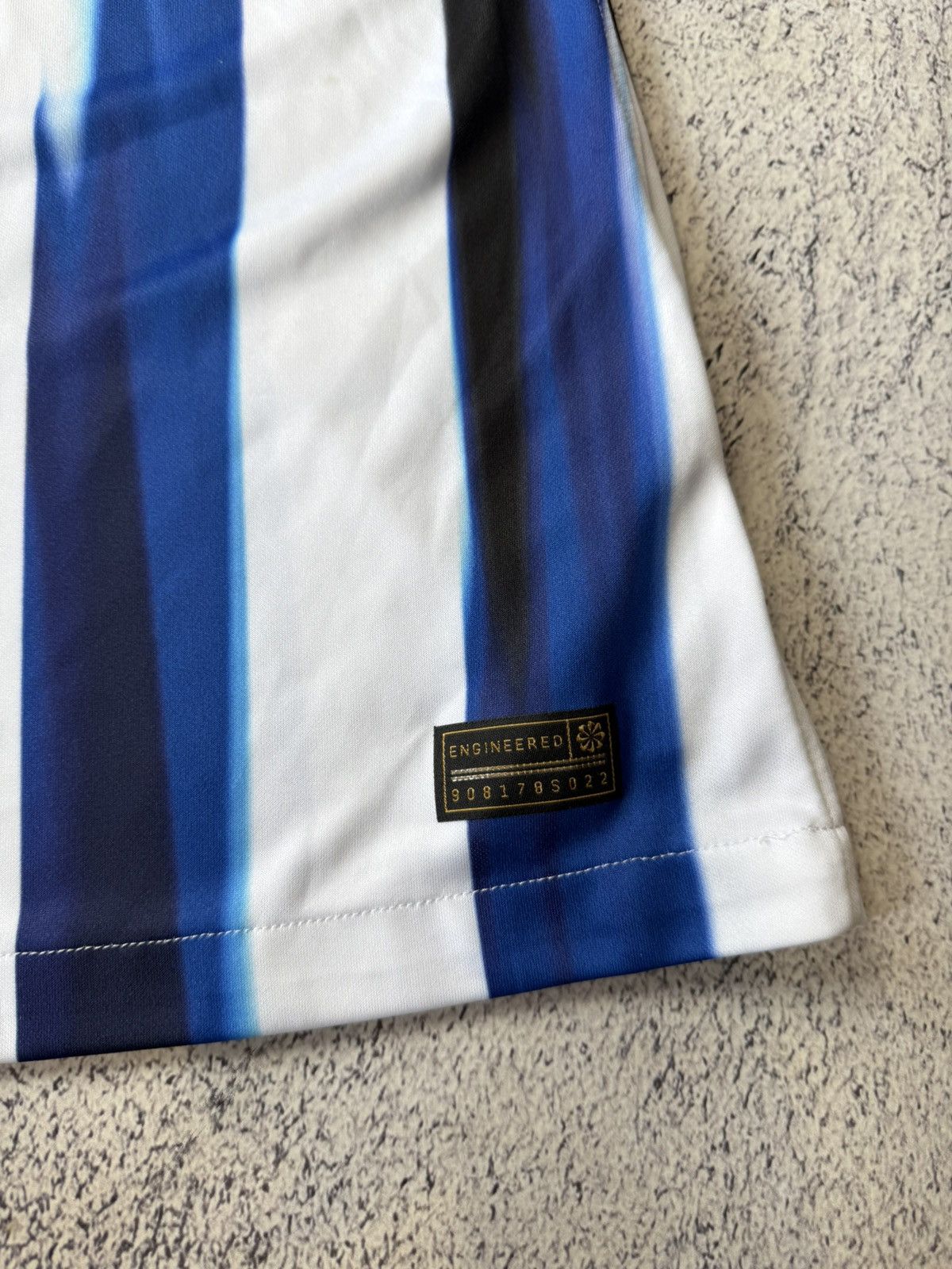 Nike Hertha BSC #45 Berlin Home Jersey 2021/22 by Nike Size US M / EU 48-50 / 2 - 13 Thumbnail