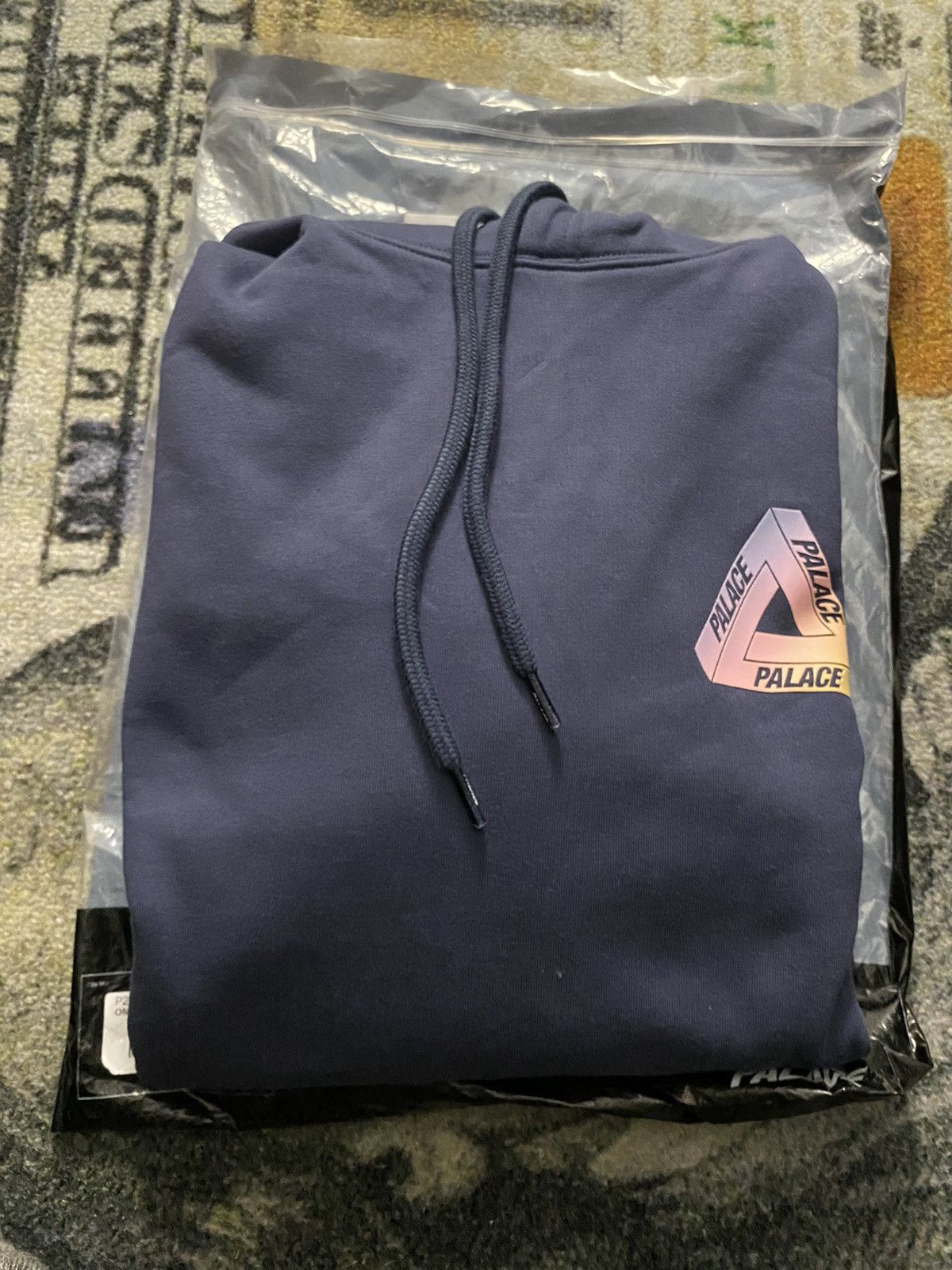 Palace Palace Ombre Tri-Ferg Hoodie Navy Size US M / EU 48-50 / 2 - 2 Thumbnail
