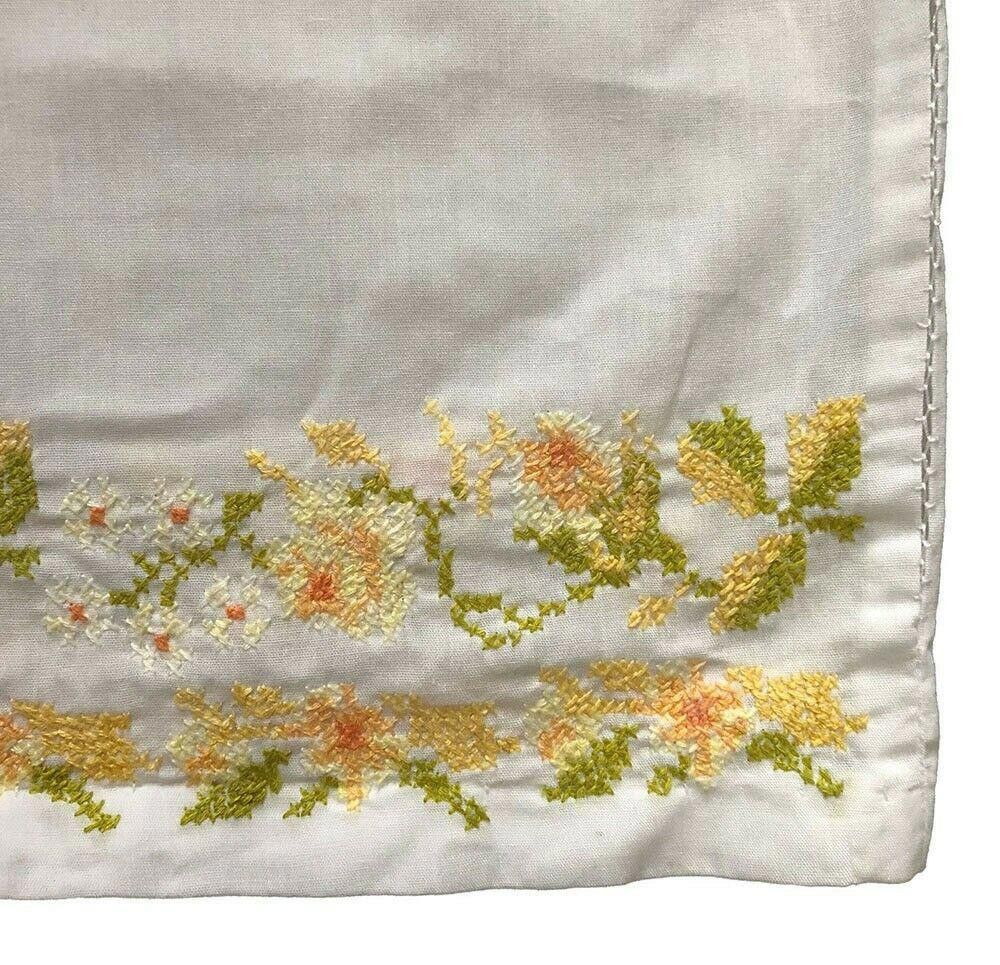 Designer Pre Owned Mexican White Yellow Embroidered Hand Made Dress L Size L / US 10 / IT 46 - 5 Thumbnail