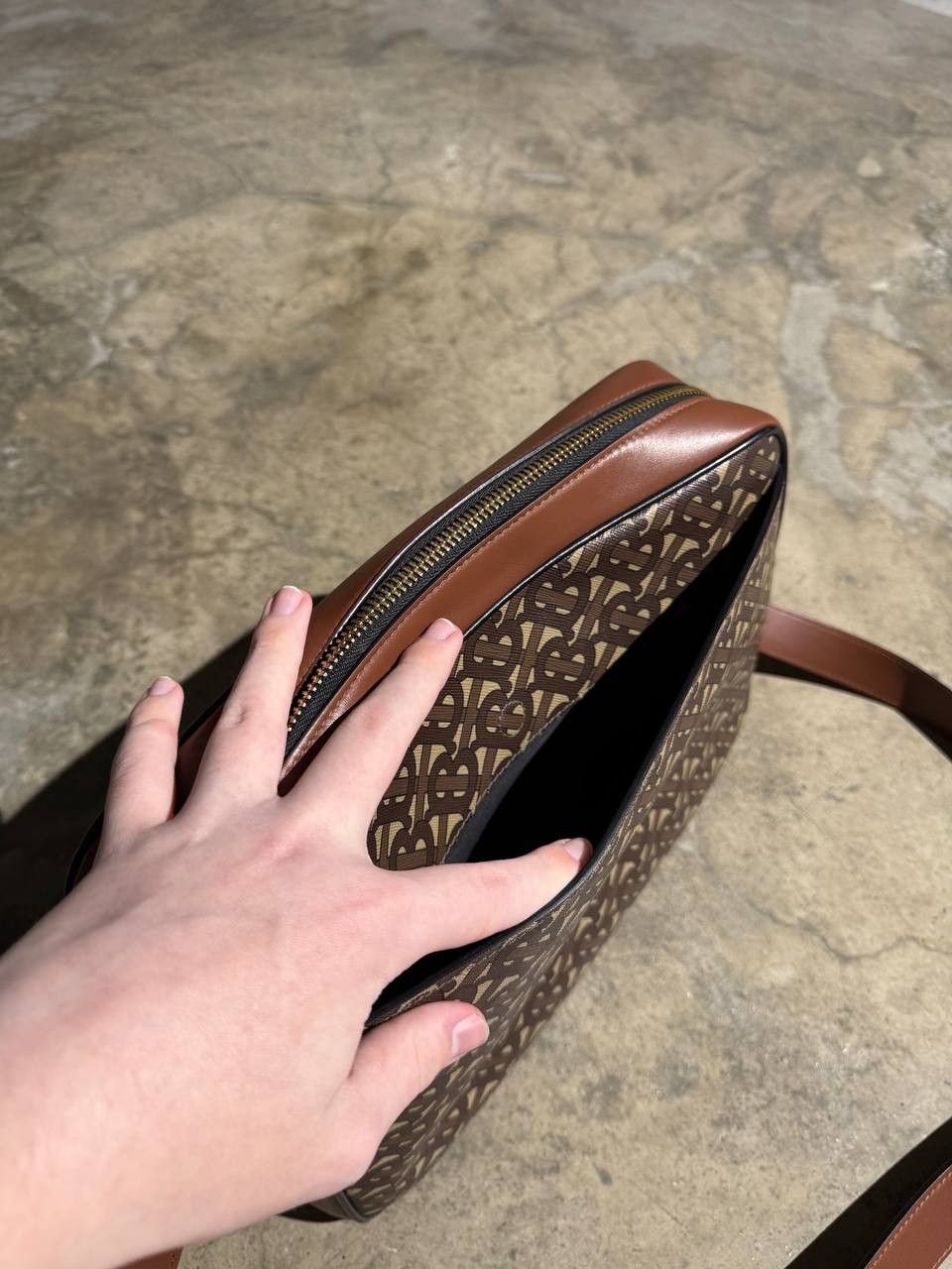 Burberry Burberry Pre-Owned 2010s TB Monogram Print Crossbody Bag Size ONE SIZE - 7 Thumbnail