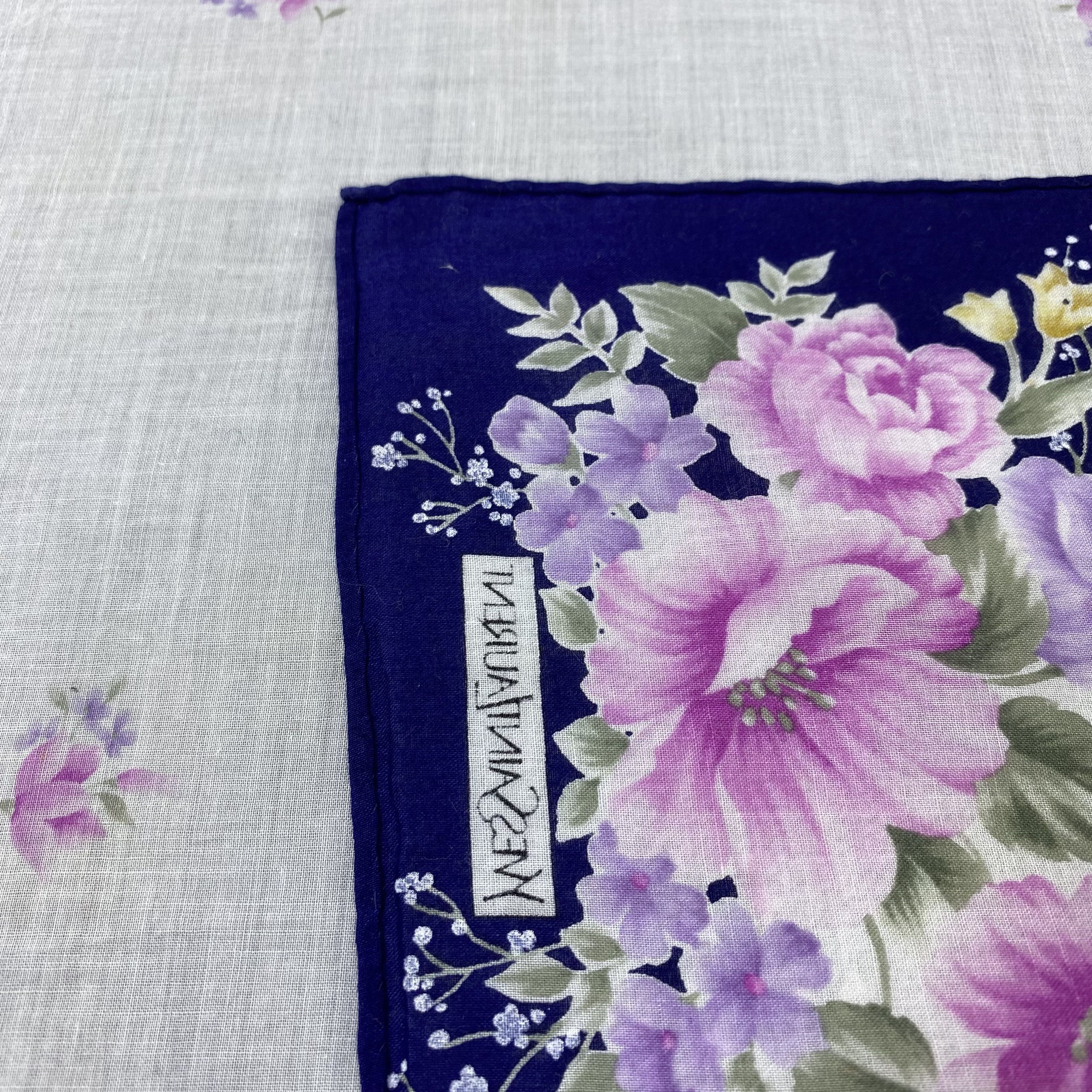 Yves Saint Laurent Yves Saint Laurent Handkerchief Neckerchief Bandana-B2030 Size ONE SIZE - 6 Thumbnail