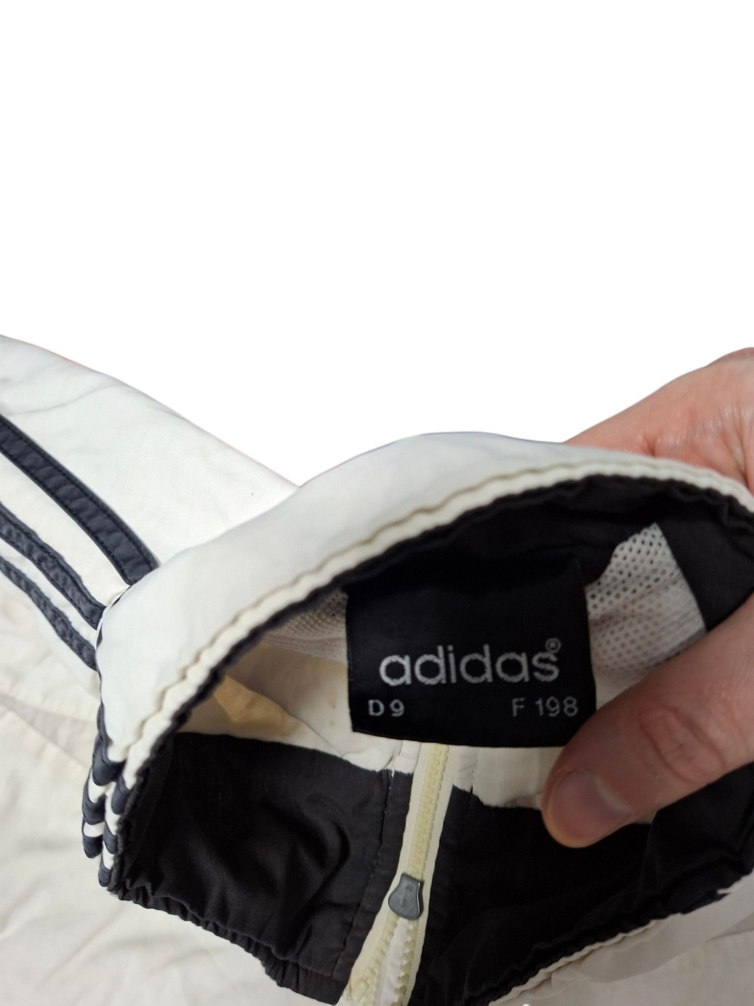 Adidas ADIDAS VINTAGE 90 NYLON BIG LOGO TRACK JACKET Size US XL / EU 56 / 4 - 7 Thumbnail