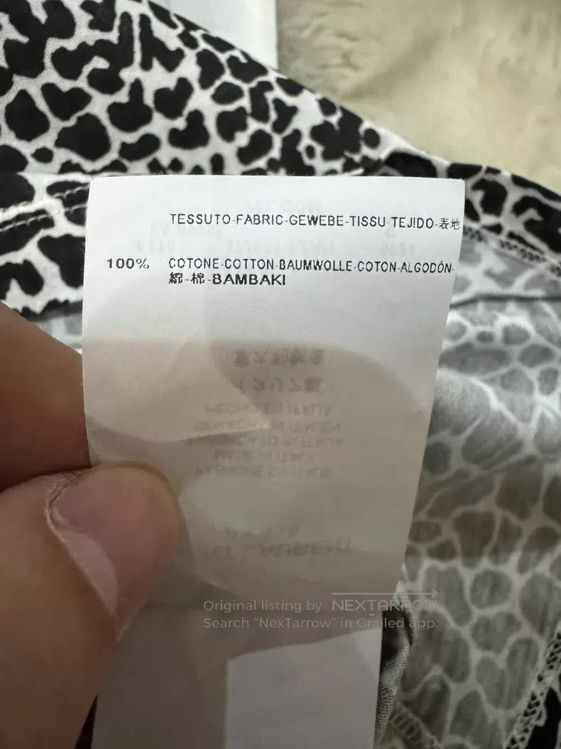 Saint Laurent Paris Saint Laurent Paris Original White Leopard Print Short Sle Size US S / EU 44-46 / 1 - 6 Thumbnail