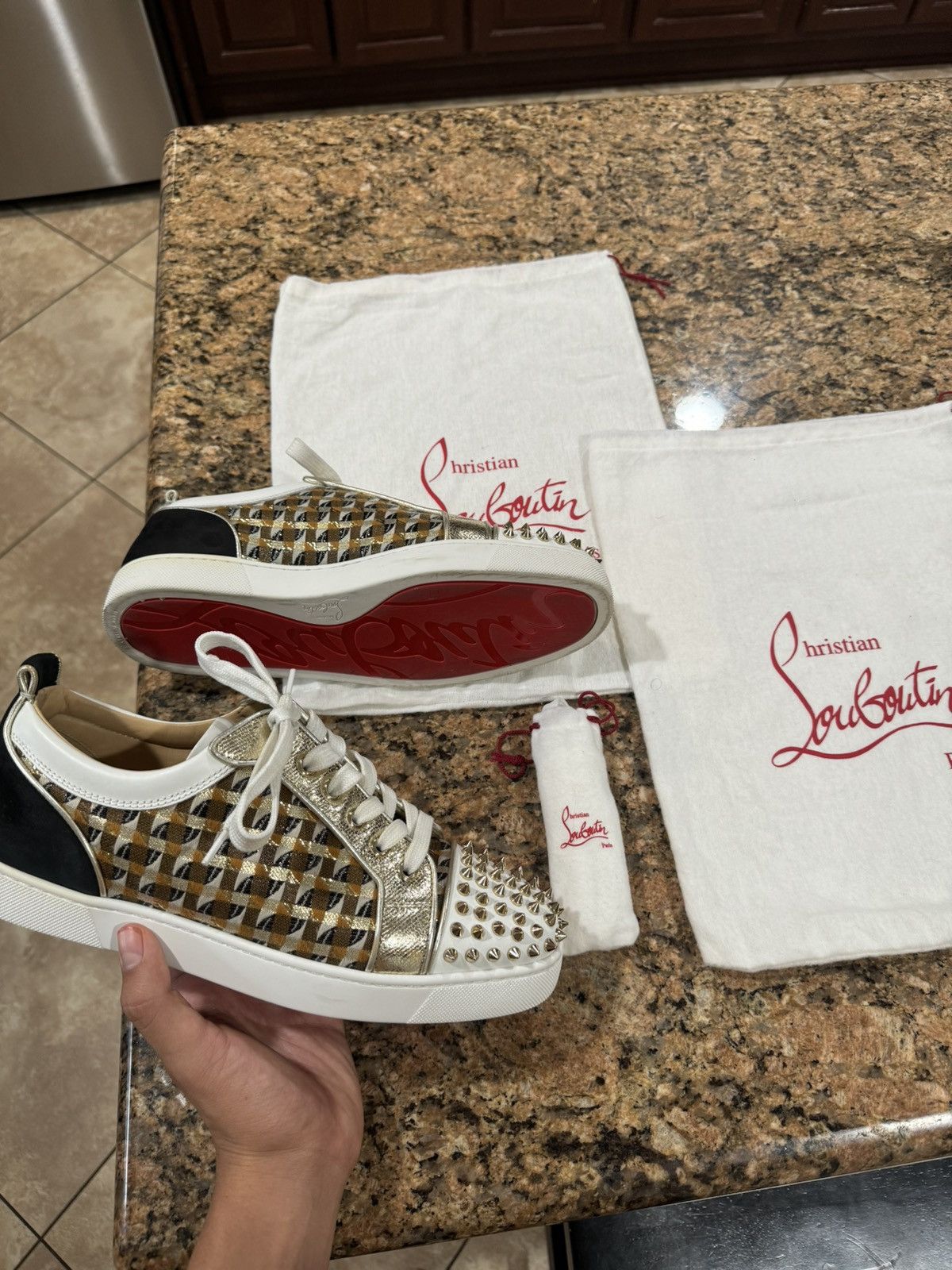 Christian Louboutin Christian Loubatins Size US 9.5 / EU 42-43 - 1 Thumbnail