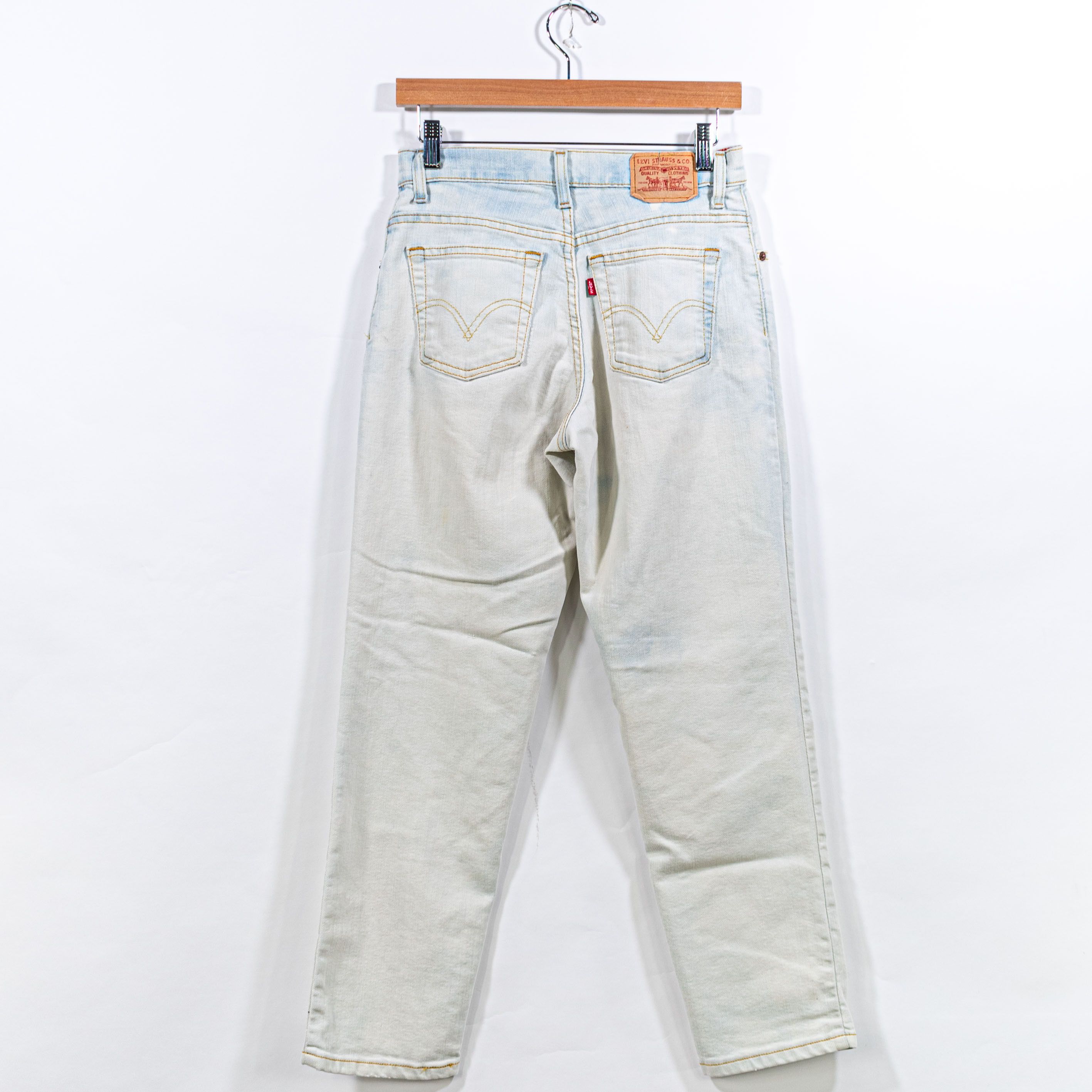 Levi's Levis 550 Relaxed Tapered Jeans Custom Embroidered Flower Size 29" - 2 Thumbnail