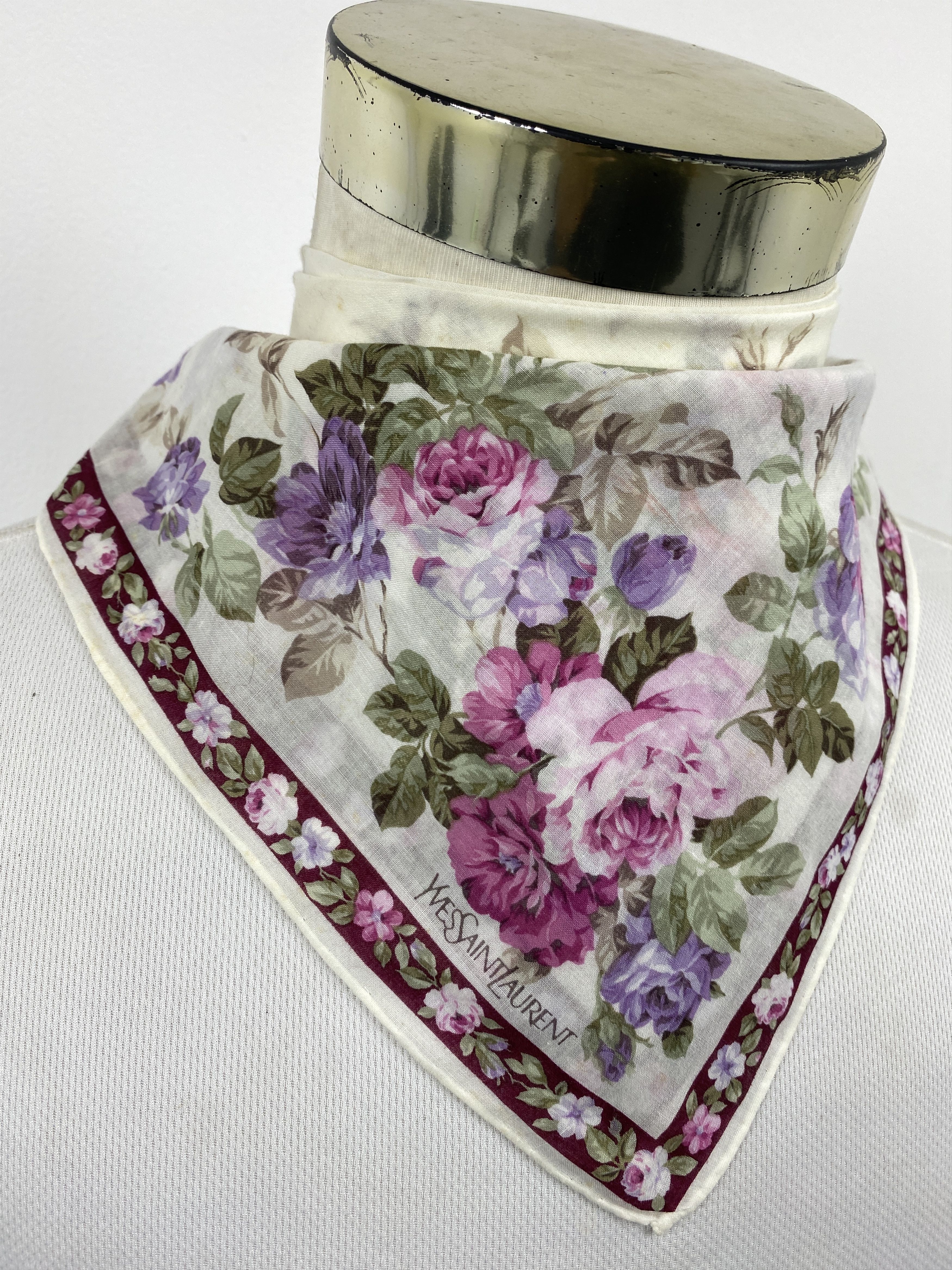 Yves Saint Laurent Yves Saint Laurent Handkerchief / Neckerchief HKC1155 Size ONE SIZE - 2 Thumbnail