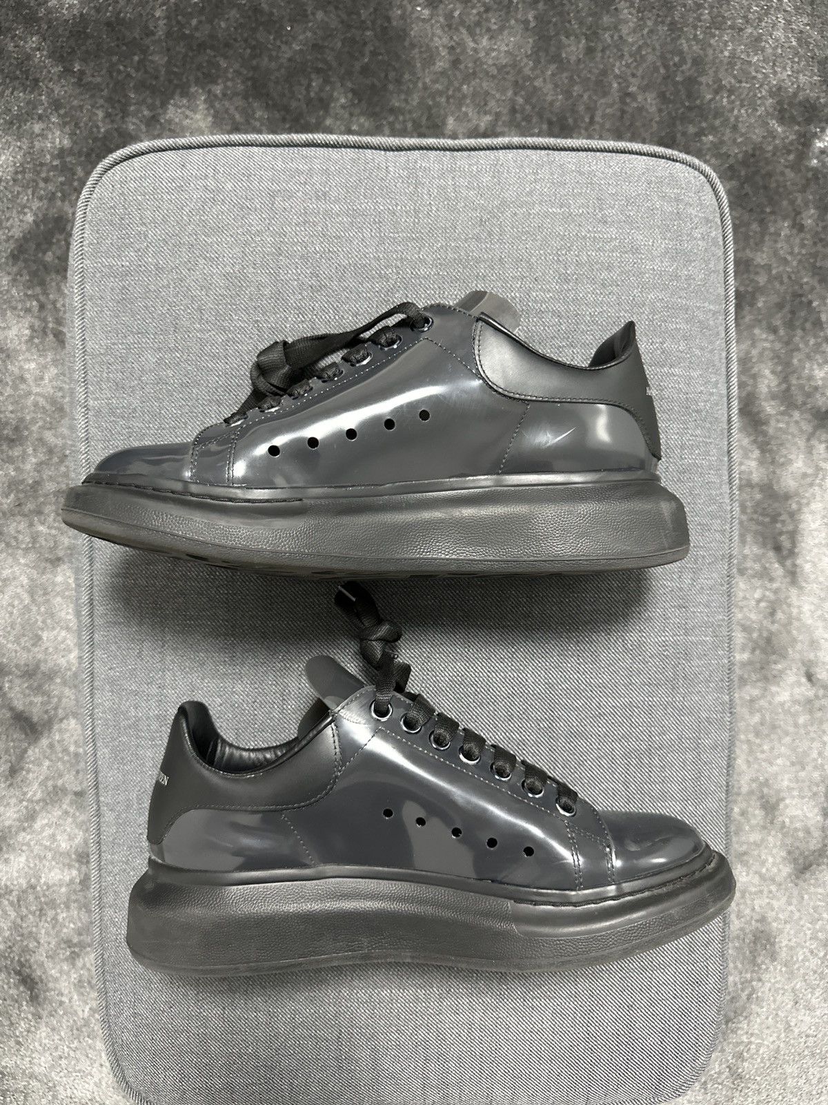 Alexander McQueen Alexander McQueen oversized sneaker transparent boack Size US 8 / EU 41 - 3 Thumbnail