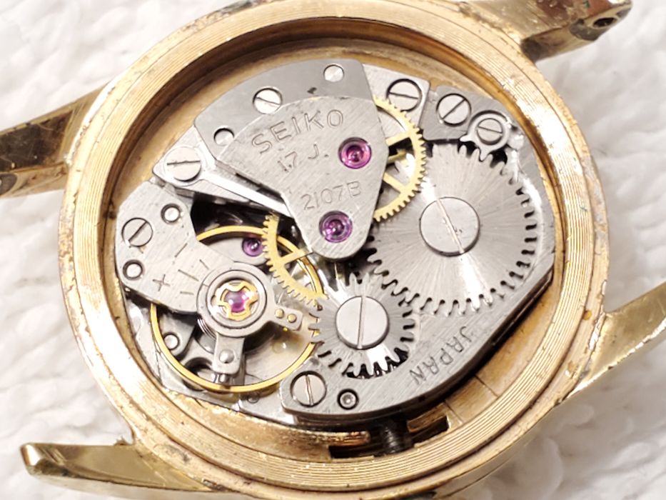 Seiko Vintage Seiko Wind Up Women's Watch Date Silver Dial Grailed