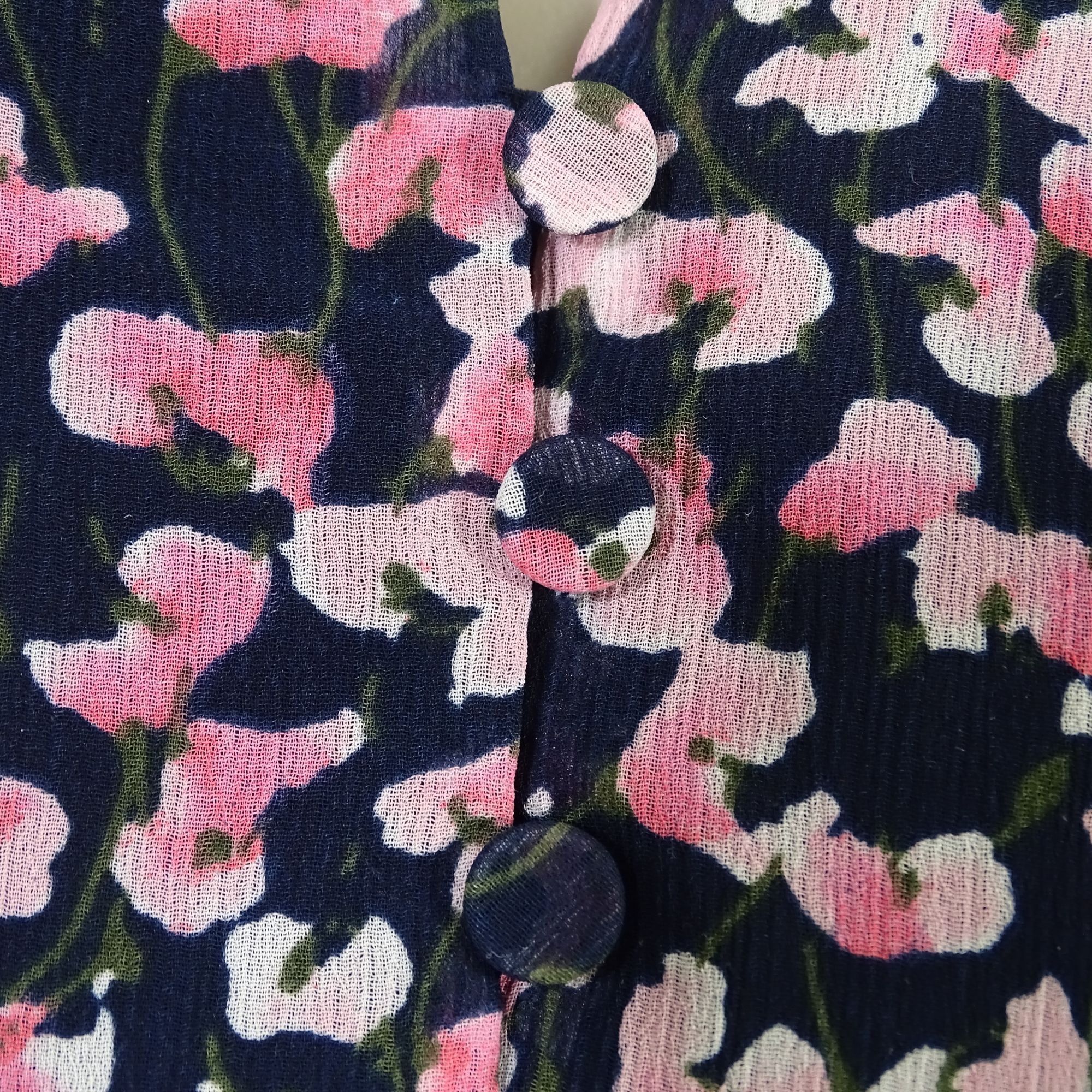 J.Crew J Crew Floral Print Cap Sleeve Blouse Women Size M Blue Pink Size M / US 6-8 / IT 42-44 - 3 Thumbnail