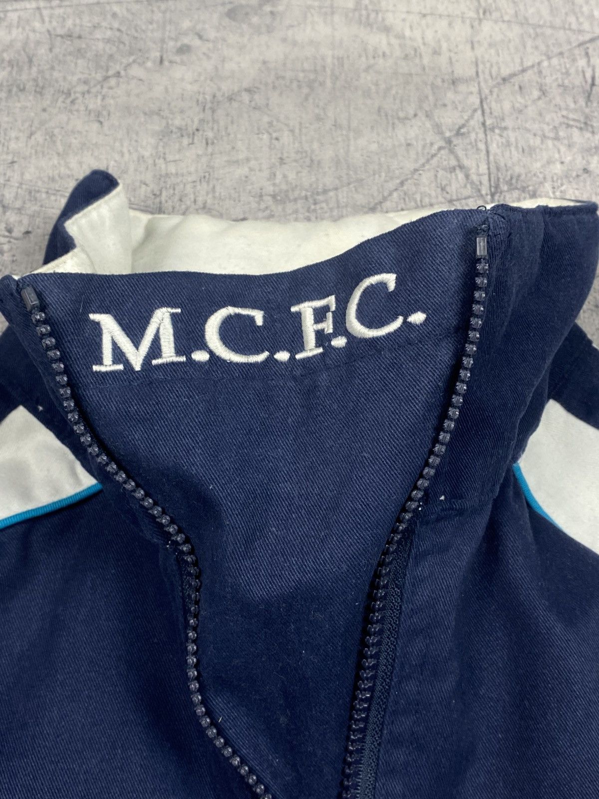 Le Coq Sportif Le Coq Sportif Manchester City MCFC Half Zip Jacket Vintage Size US L / EU 52-54 / 3 - 9 Thumbnail