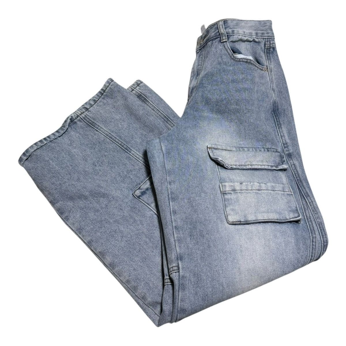 Forever 21 Forever 21 Baggy Wide Leg Cargo Jeans Women’s 27 28x32 Size 28" / US 6 / IT 42 - 1 Thumbnail
