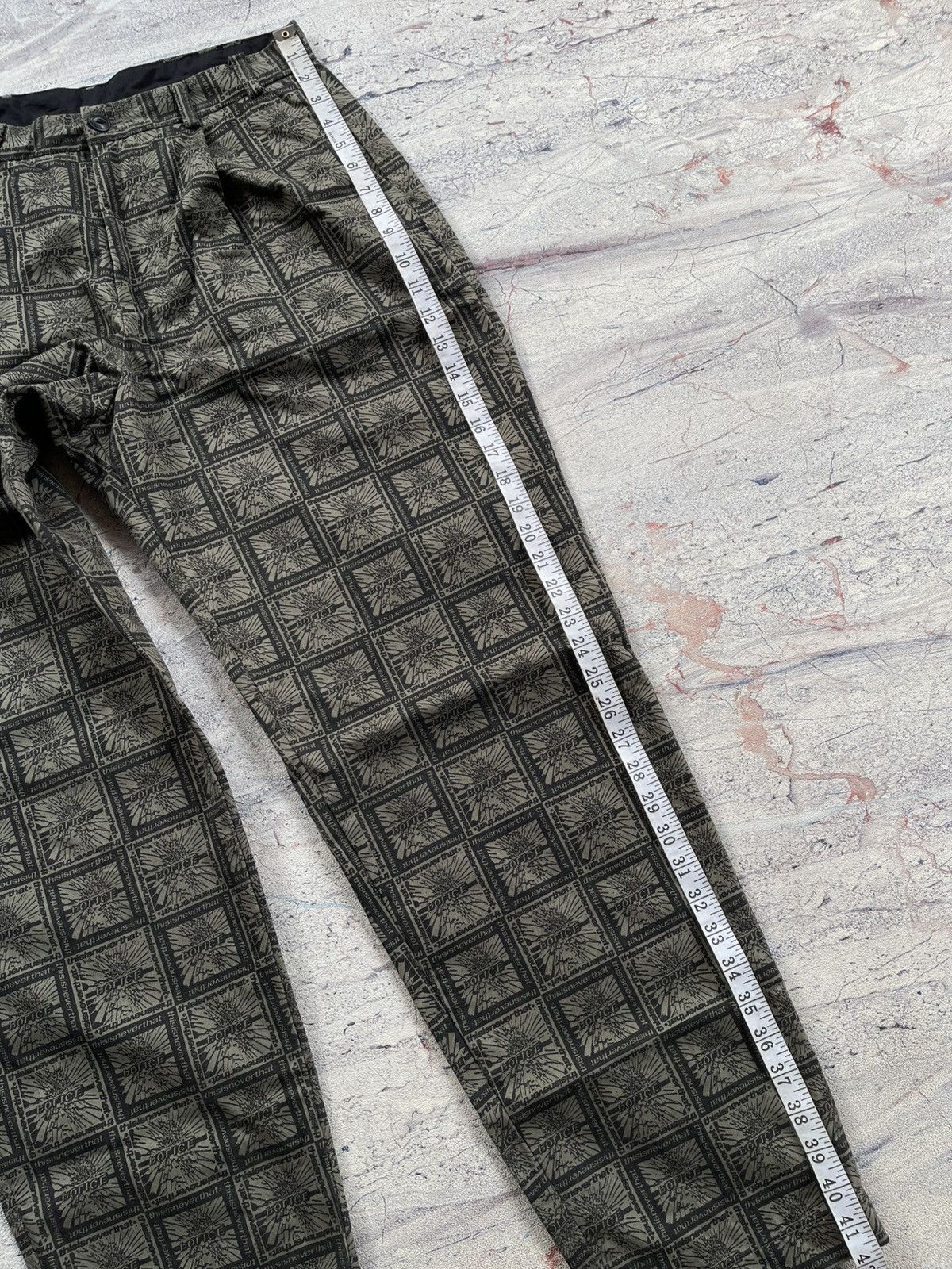 thisisneverthat Thisisneverthat all over print police pants Size US 31 - 11 Thumbnail