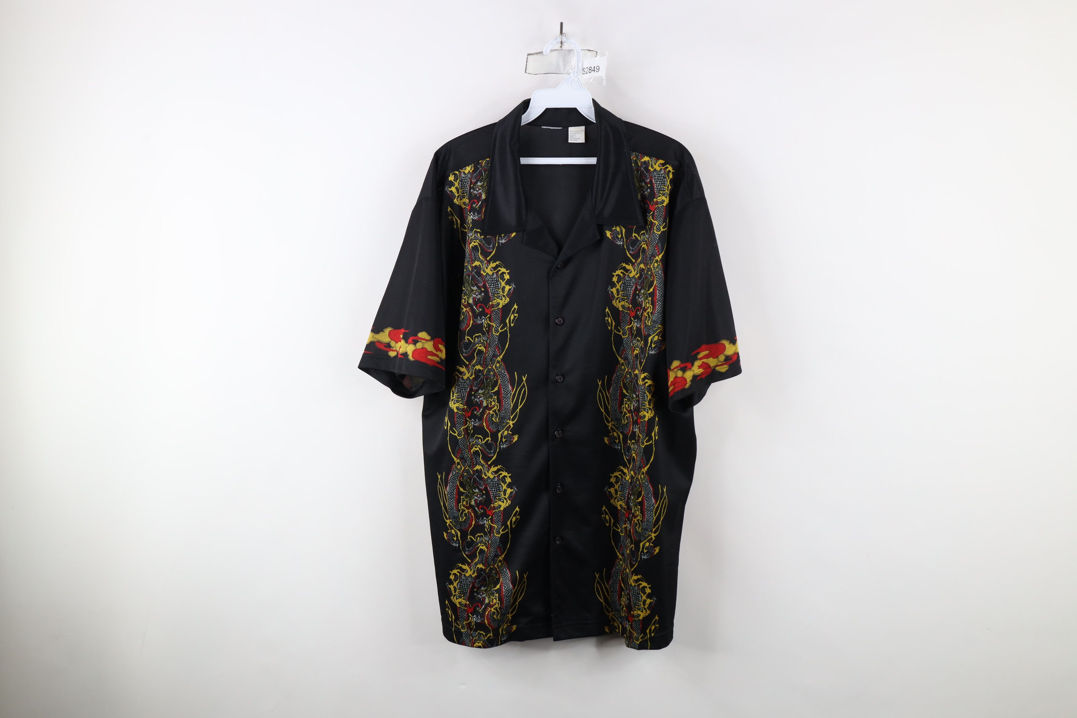 Vintage Vintage 90s Streetwear Dragon Mythical Fantasy Button Shirt Size US L / EU 52-54 / 3 - 1 Thumbnail